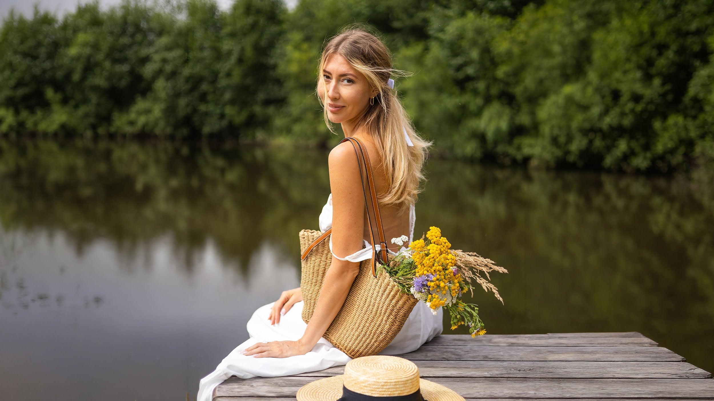 Summer Bag Model Image