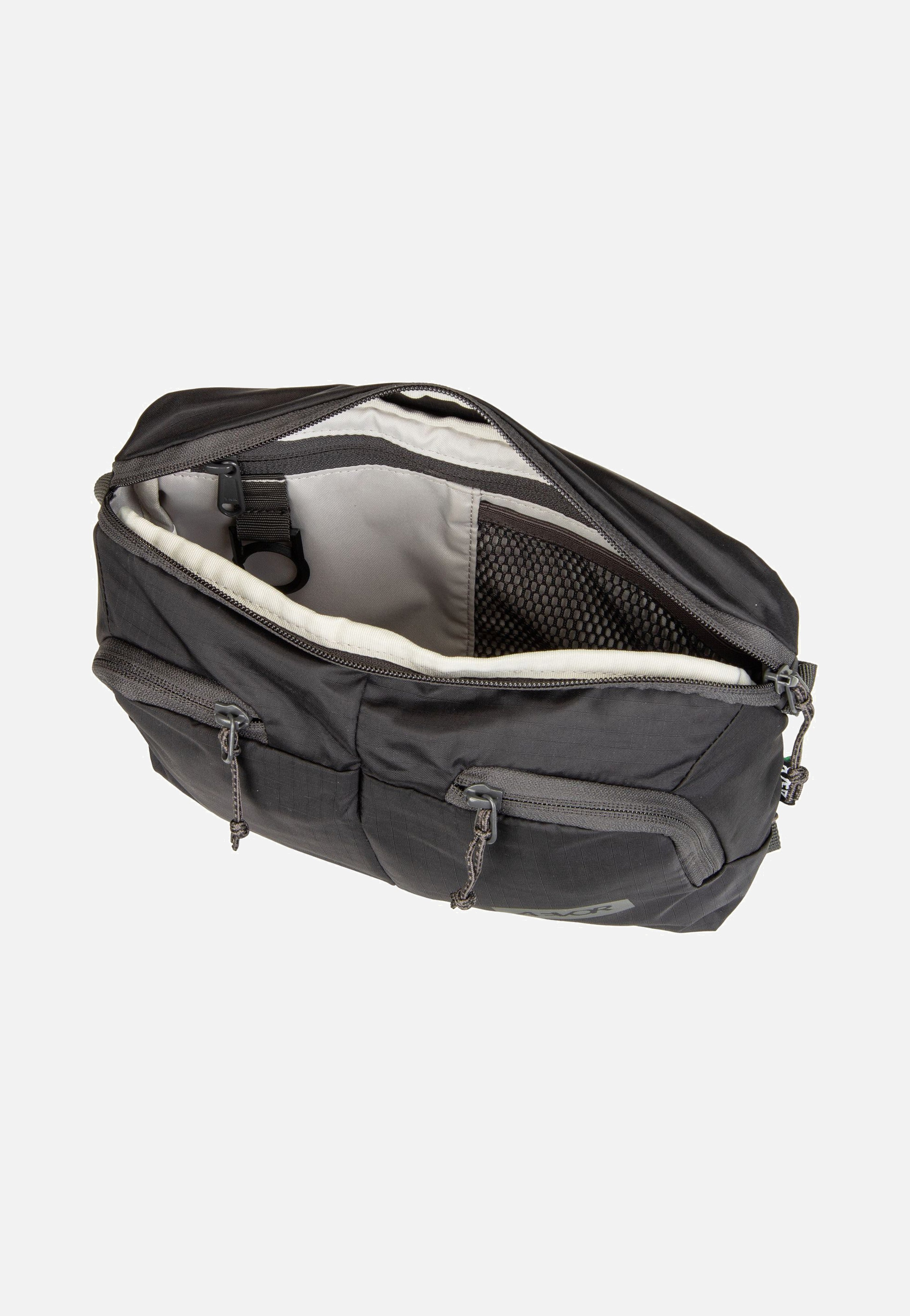 AEVOR Sacoche Bag Ripstop Black Charcoal Umhängetasche