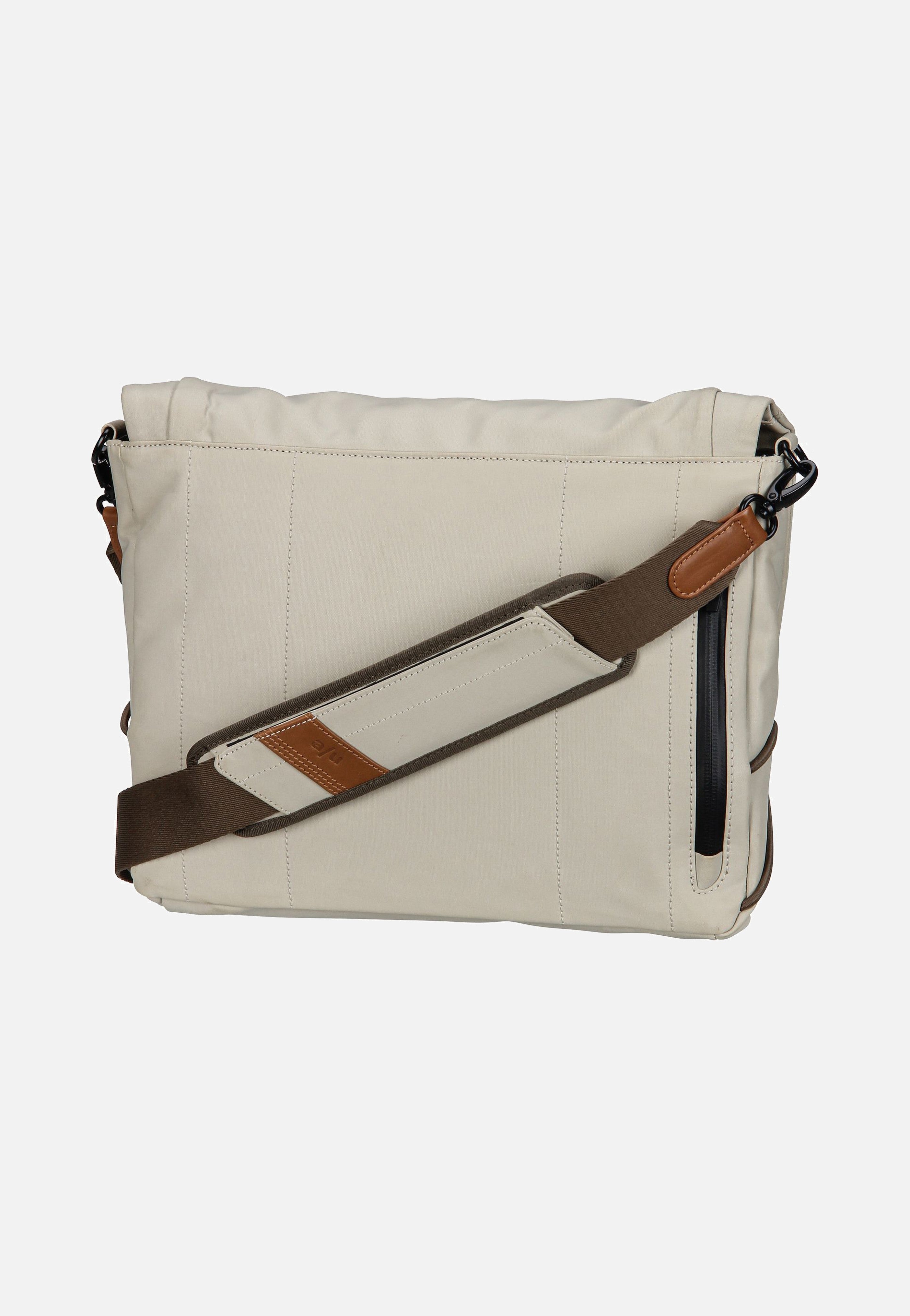 aunts & uncles Matsumoto Dust Messenger Bag
