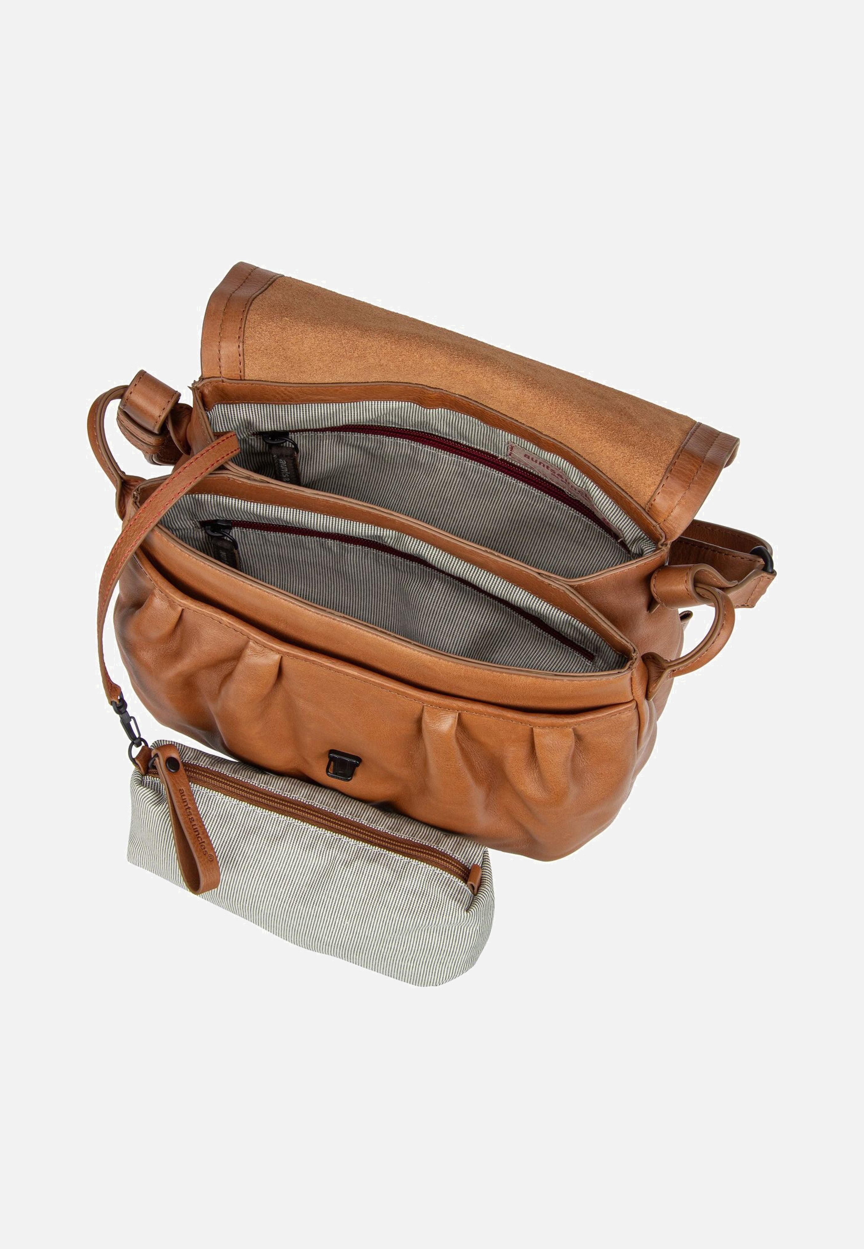 aunts & uncles Mrs. Pineapple Pie Caramel Saddle Bag