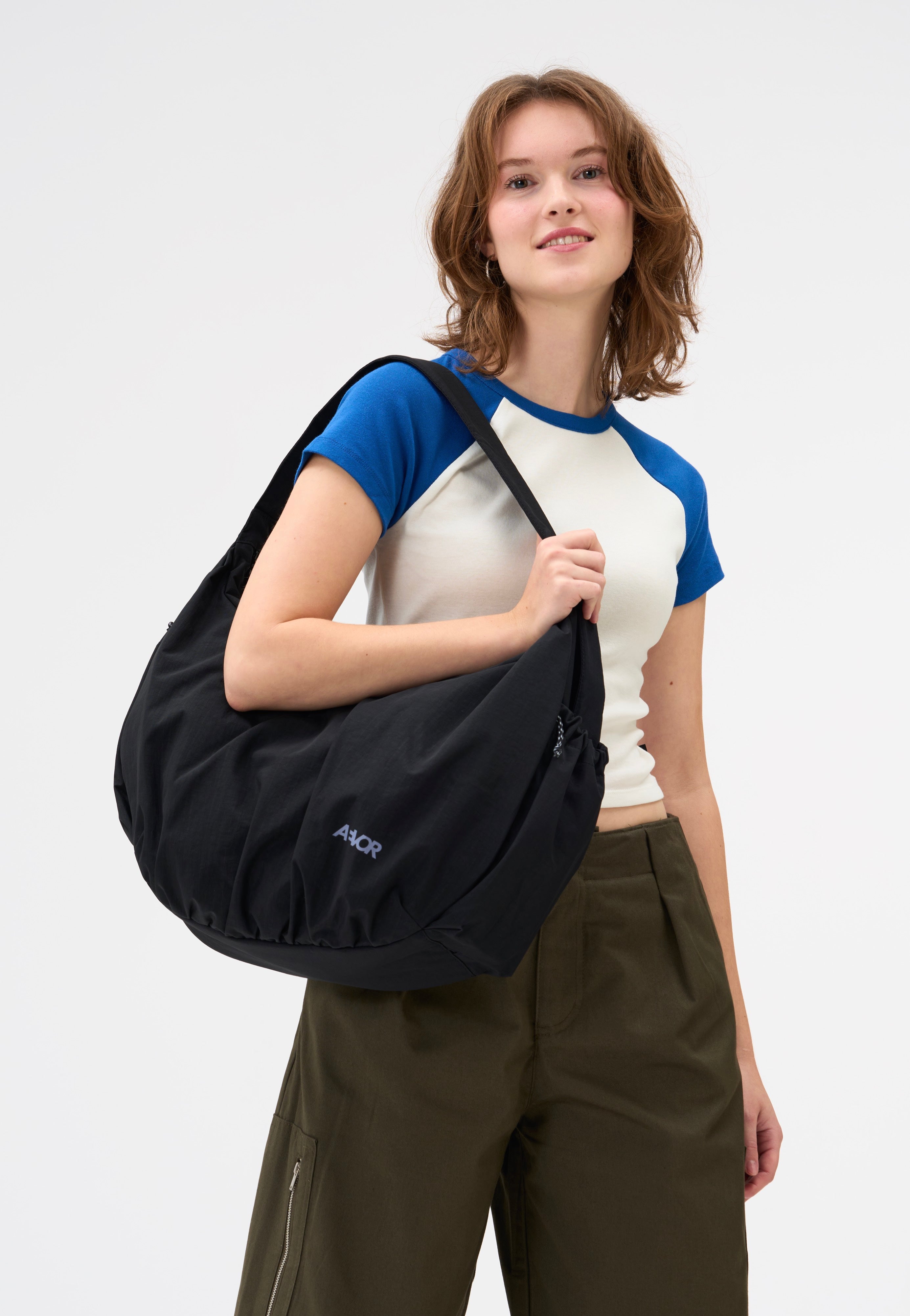 AEVOR Slouchy Bag Black Sling Bag