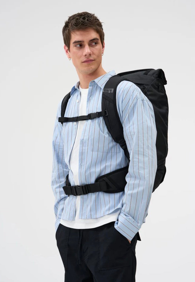 AEVOR Travel Pack Eclipse Black Reiserucksack