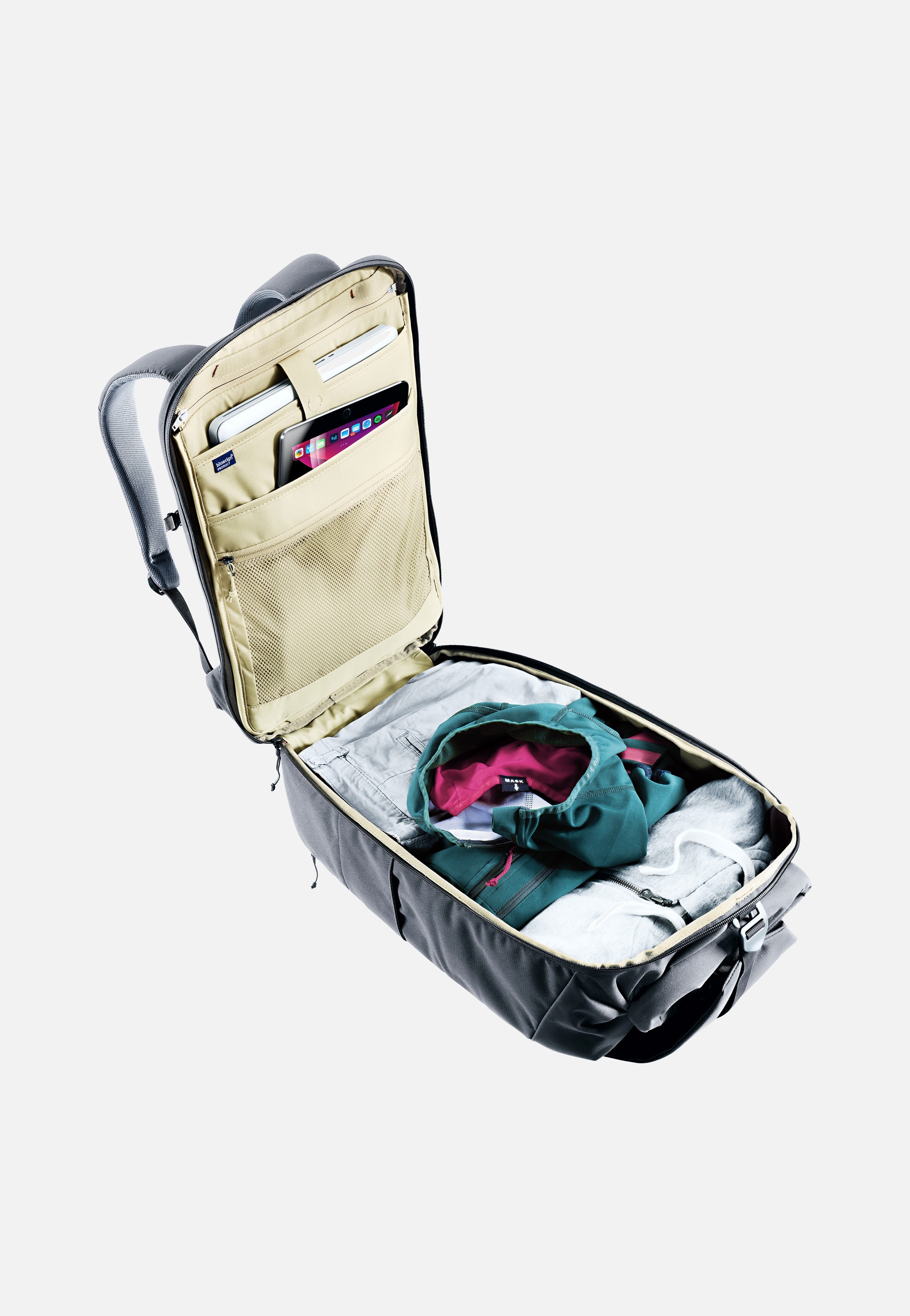 Deuter Utilion 30 Black Travel Rucksack
