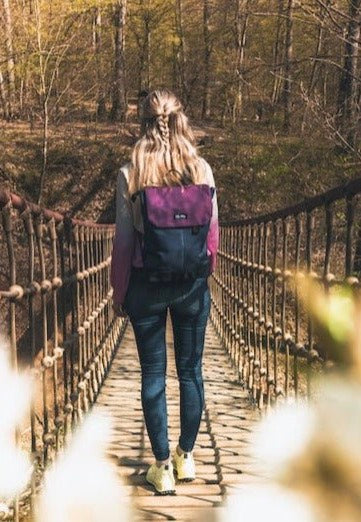 Ela Mo Daypack Berry Backpack