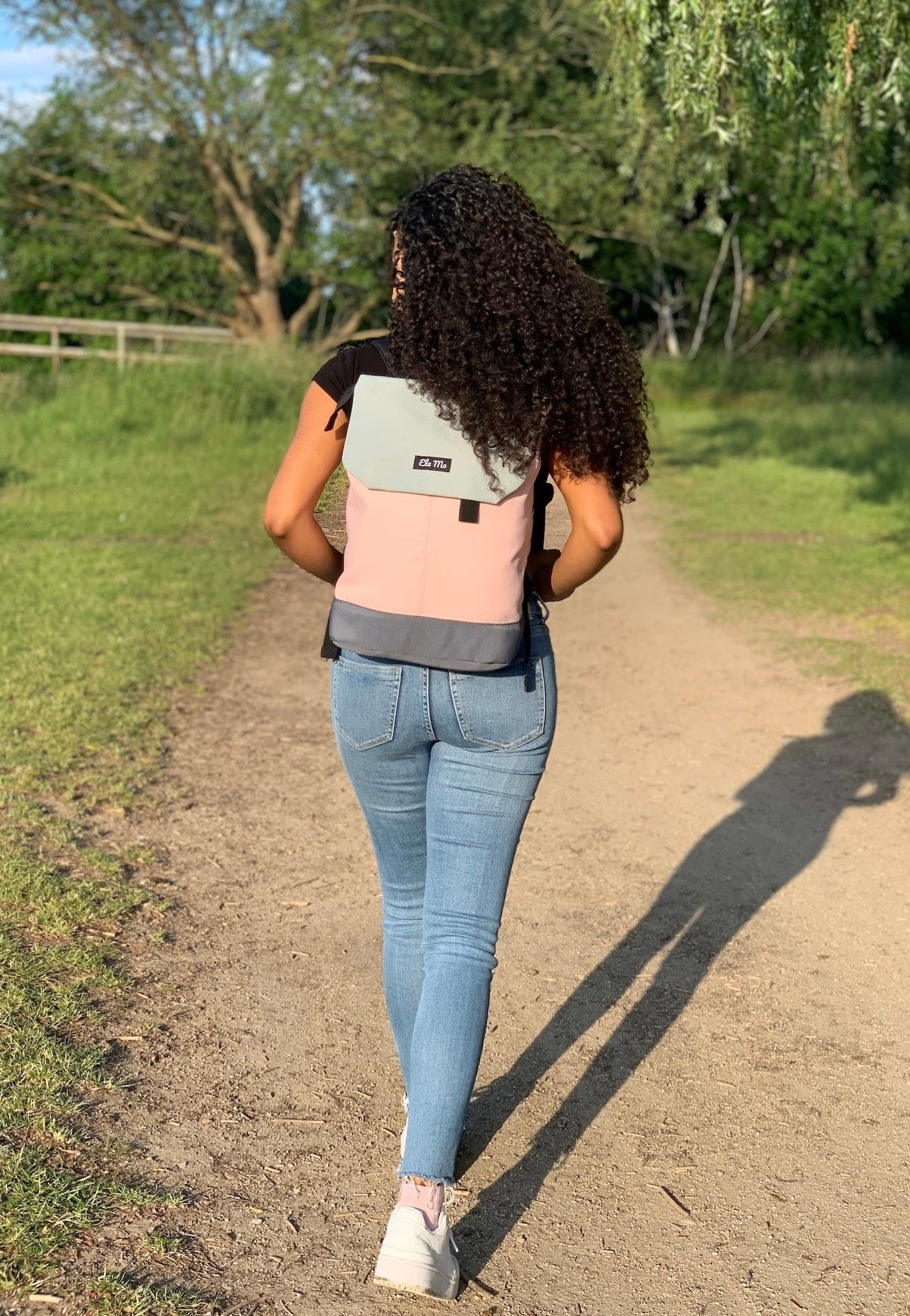 Ela Mo Daypack Rose On Rocks Backpack