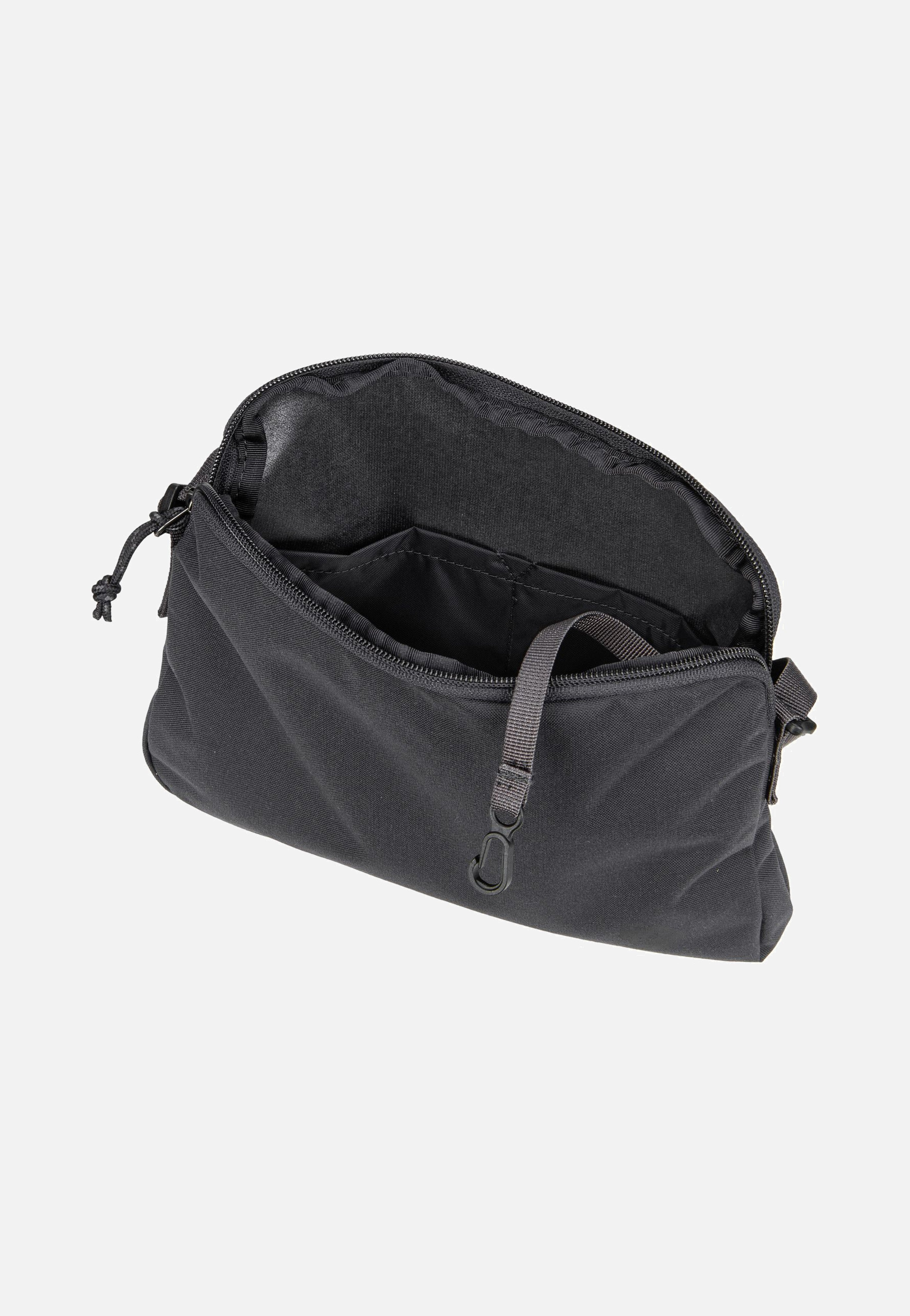 Fjällräven Färden Carry-On Pack Coal Black Travel Rucksack