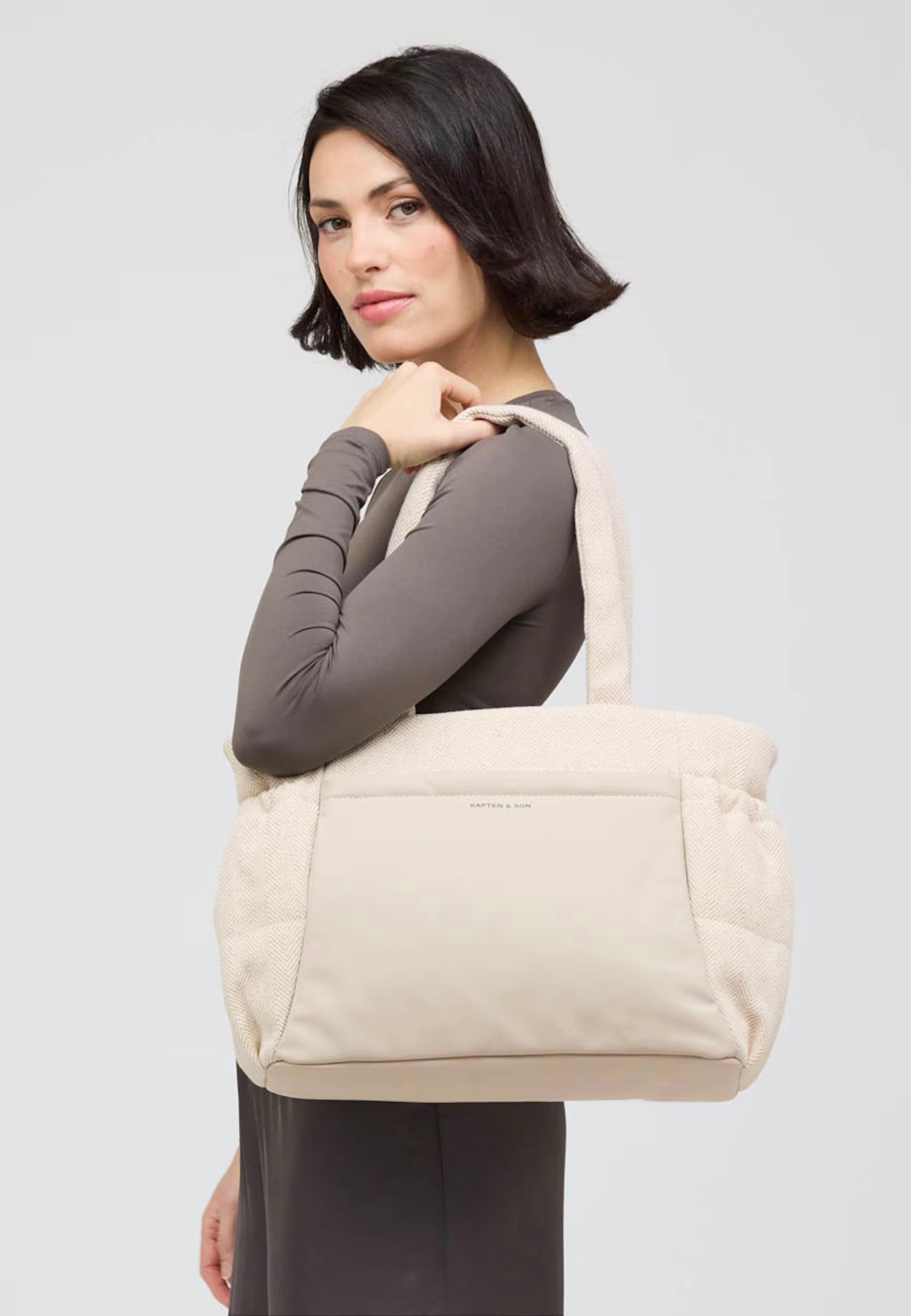 Kapten & Son Hellvi Medium Ibiza Collection Sandstone Shopper