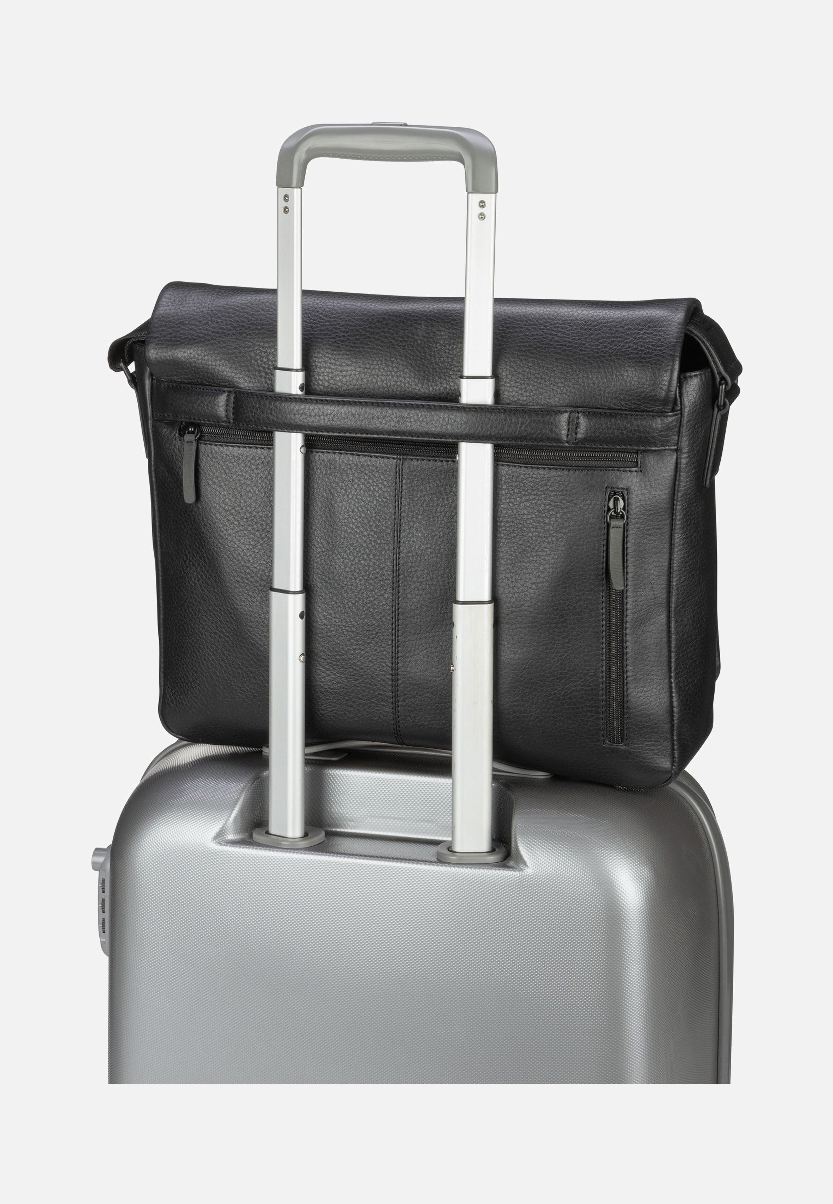 Jost Stockholm Flap L Black Messenger Bag