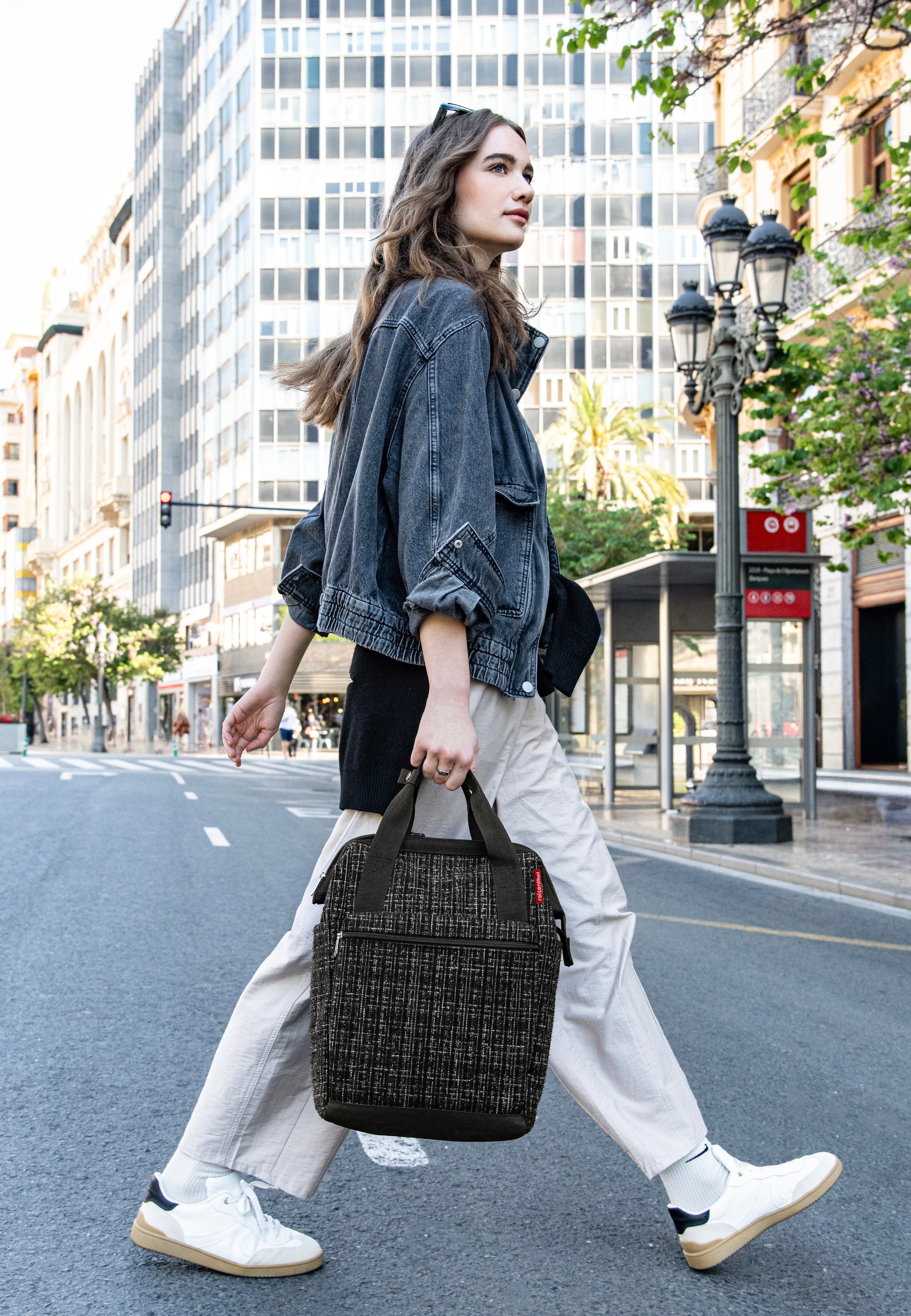 reisenthel Allrounder R Bouclé Black Rucksack