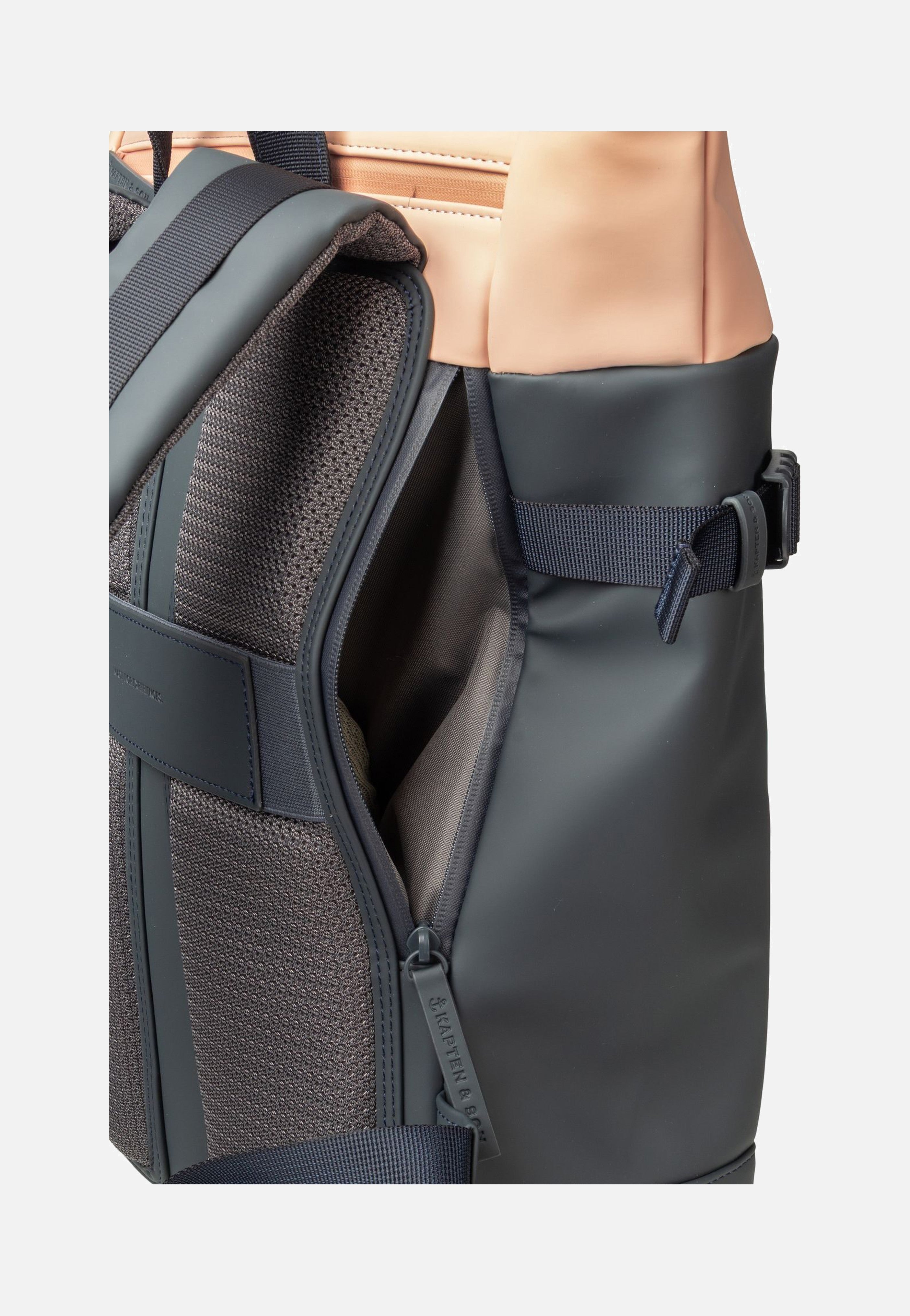 Kapten & Son Helsinki Navy Blush Rucksack