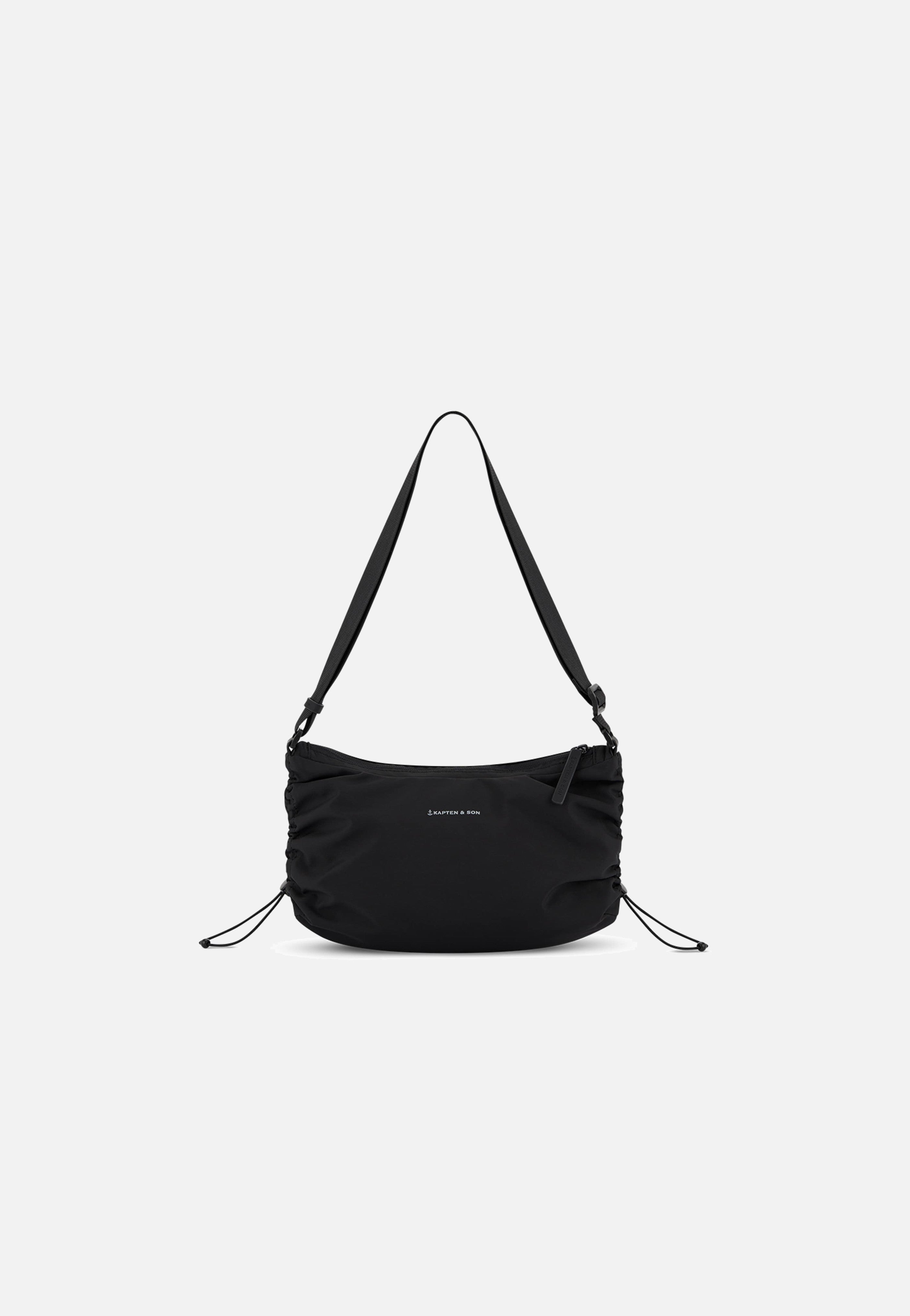 Kapten & Son Skara Small All Black Beuteltasche