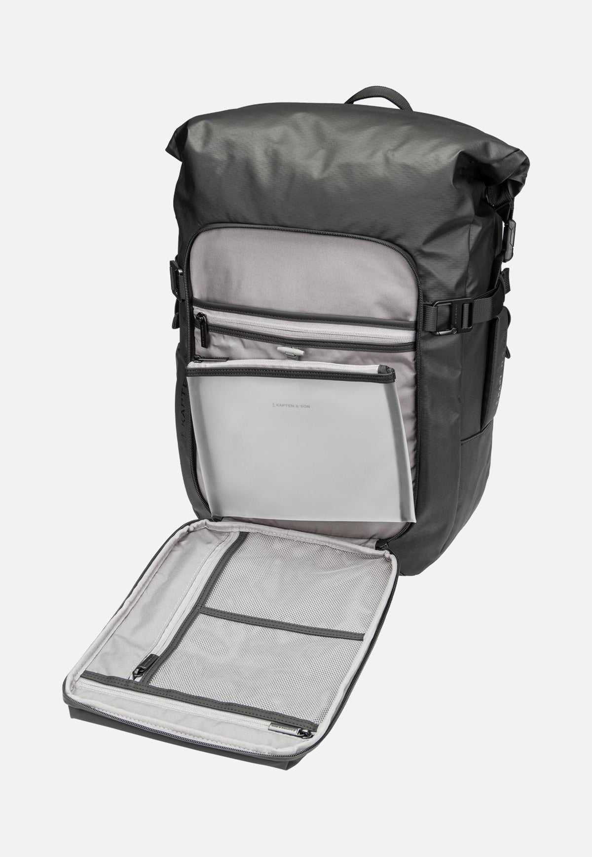 Kapten & Son Lisbon Pro Rolltop S All Black Rucksack