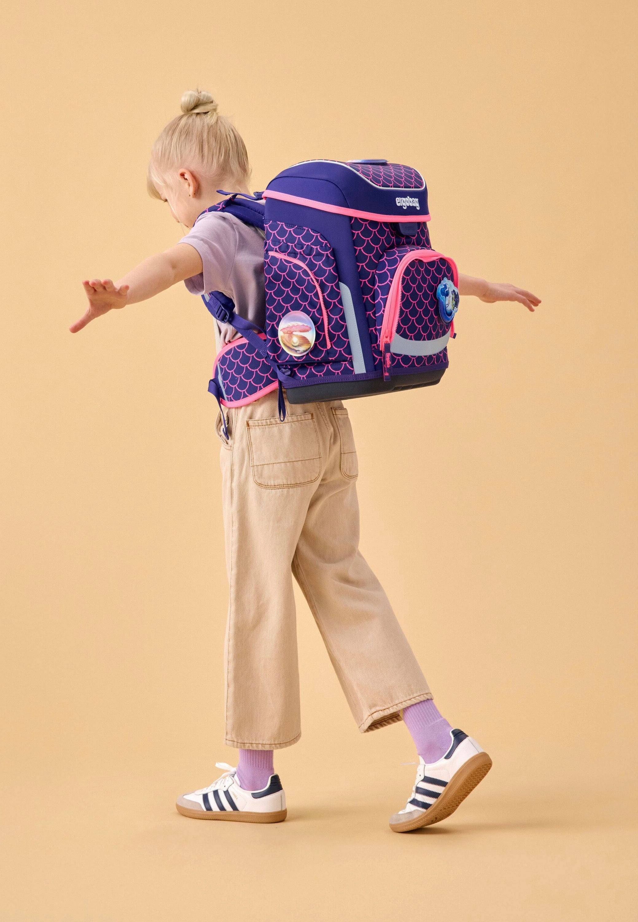 ergobag cubo Set COLOR FLASH PerlentauchBär School Bag