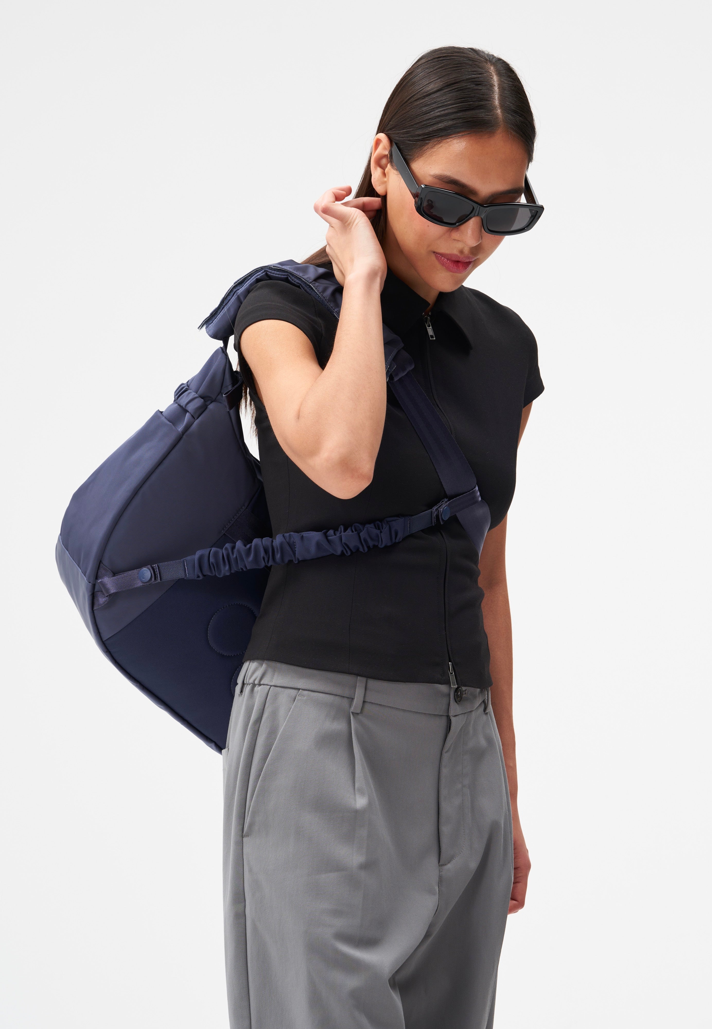 pinqponq Krumm Large Changeant Glazed Dusk Hobo Bag