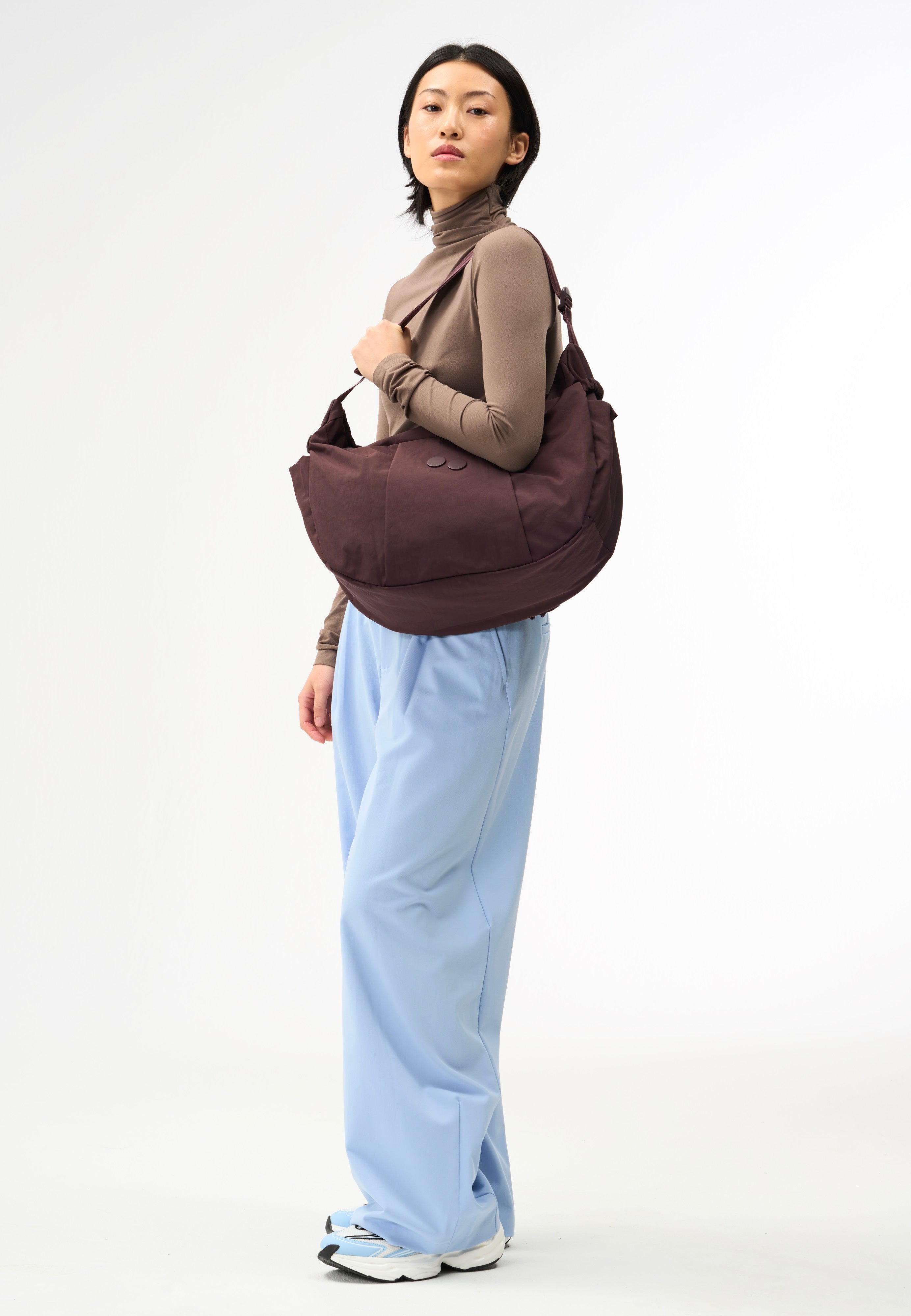 pinqponq Krumm Large Crinkle Mahagoni Hobo Bag