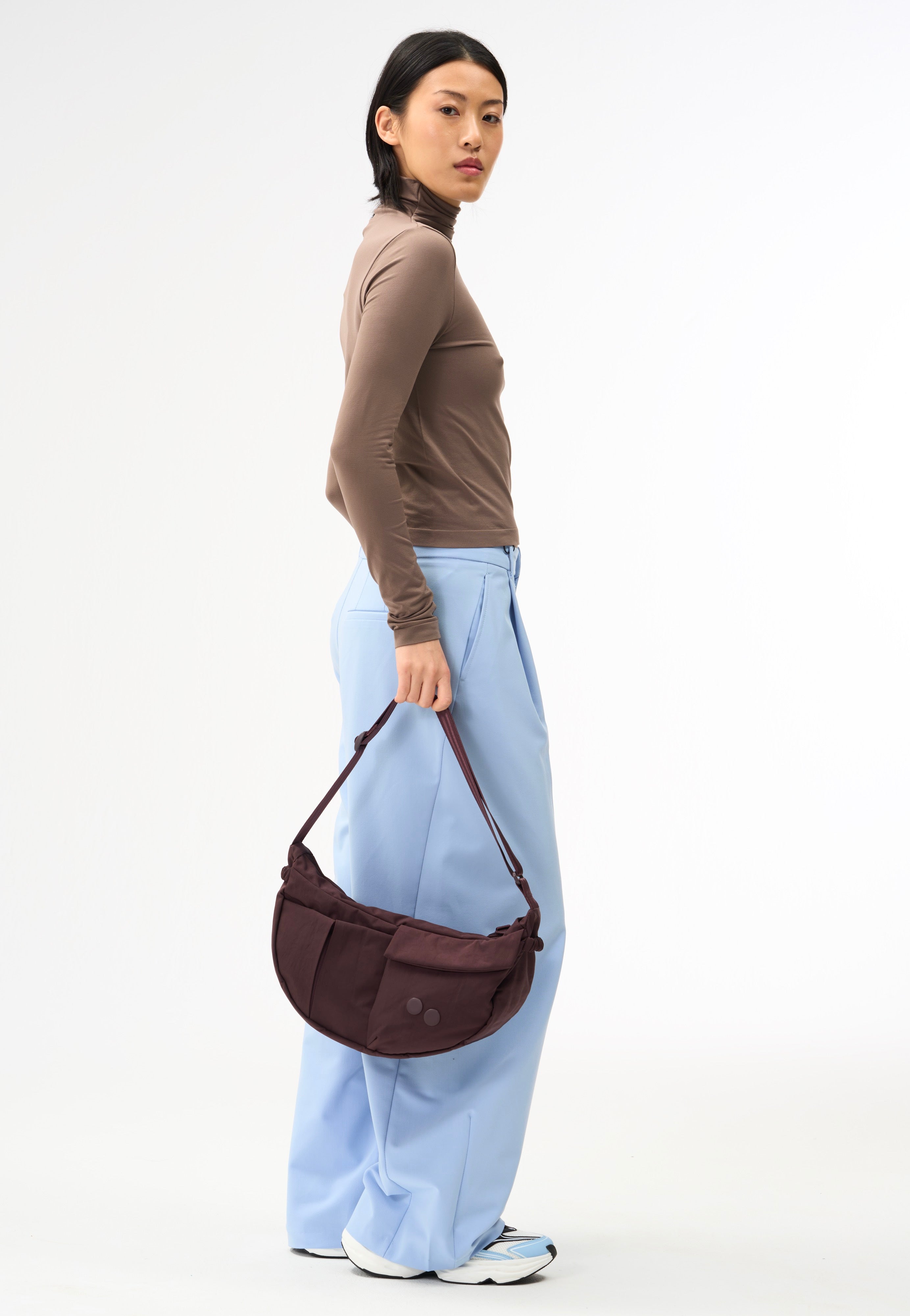 pinqponq Krumm Medium Crinkle Mahagoni Crossbody Bag