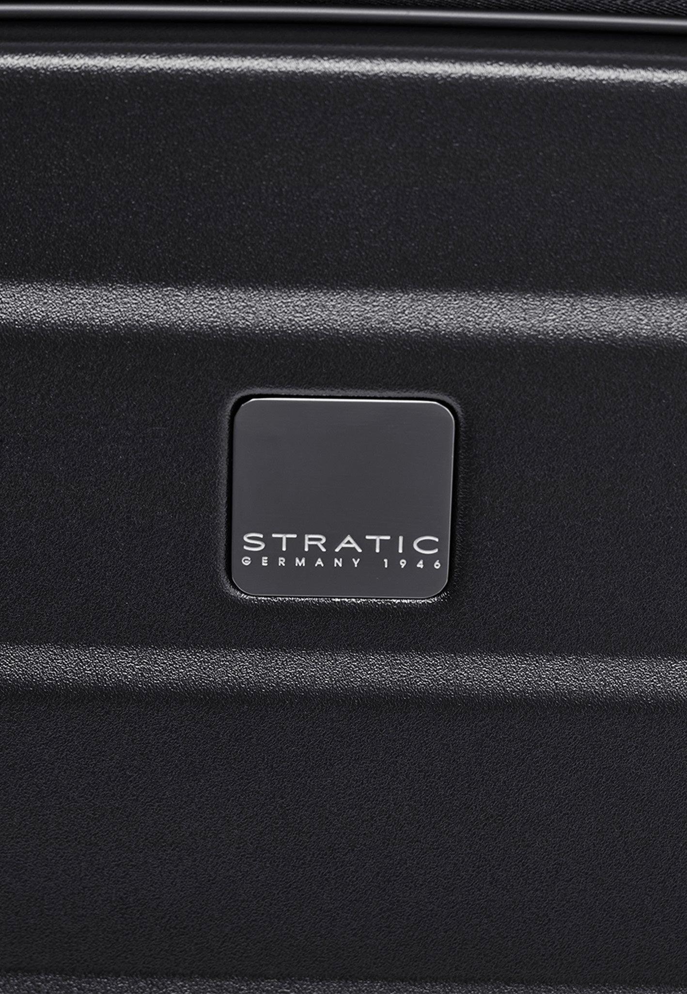 Stratic Phoenix ML Trolley L Black Suitcase