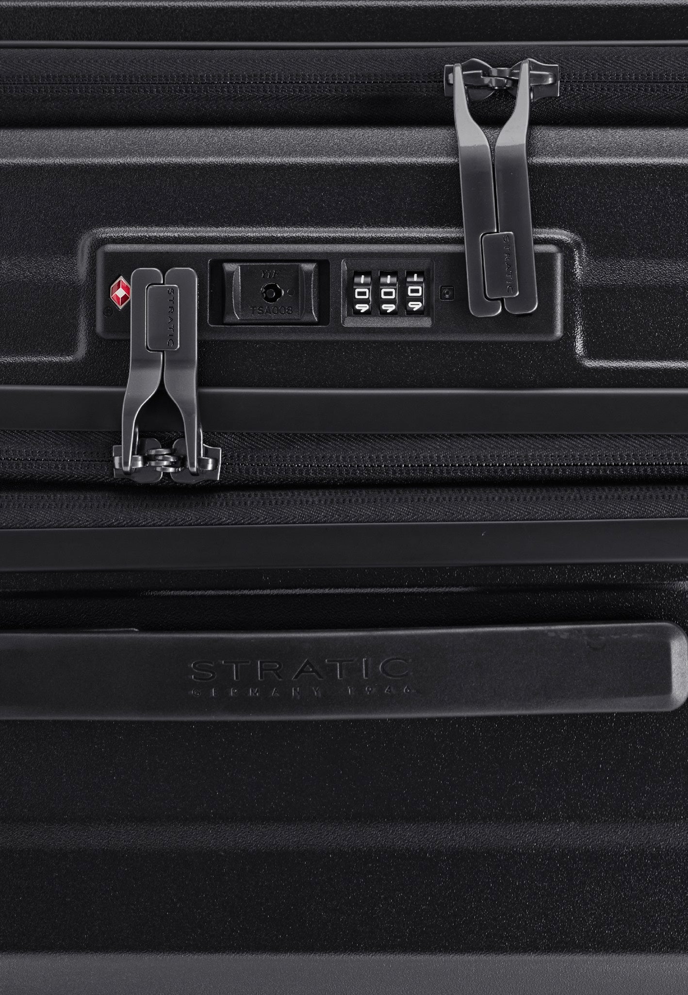 Stratic Phoenix ML Trolley L Black Suitcase