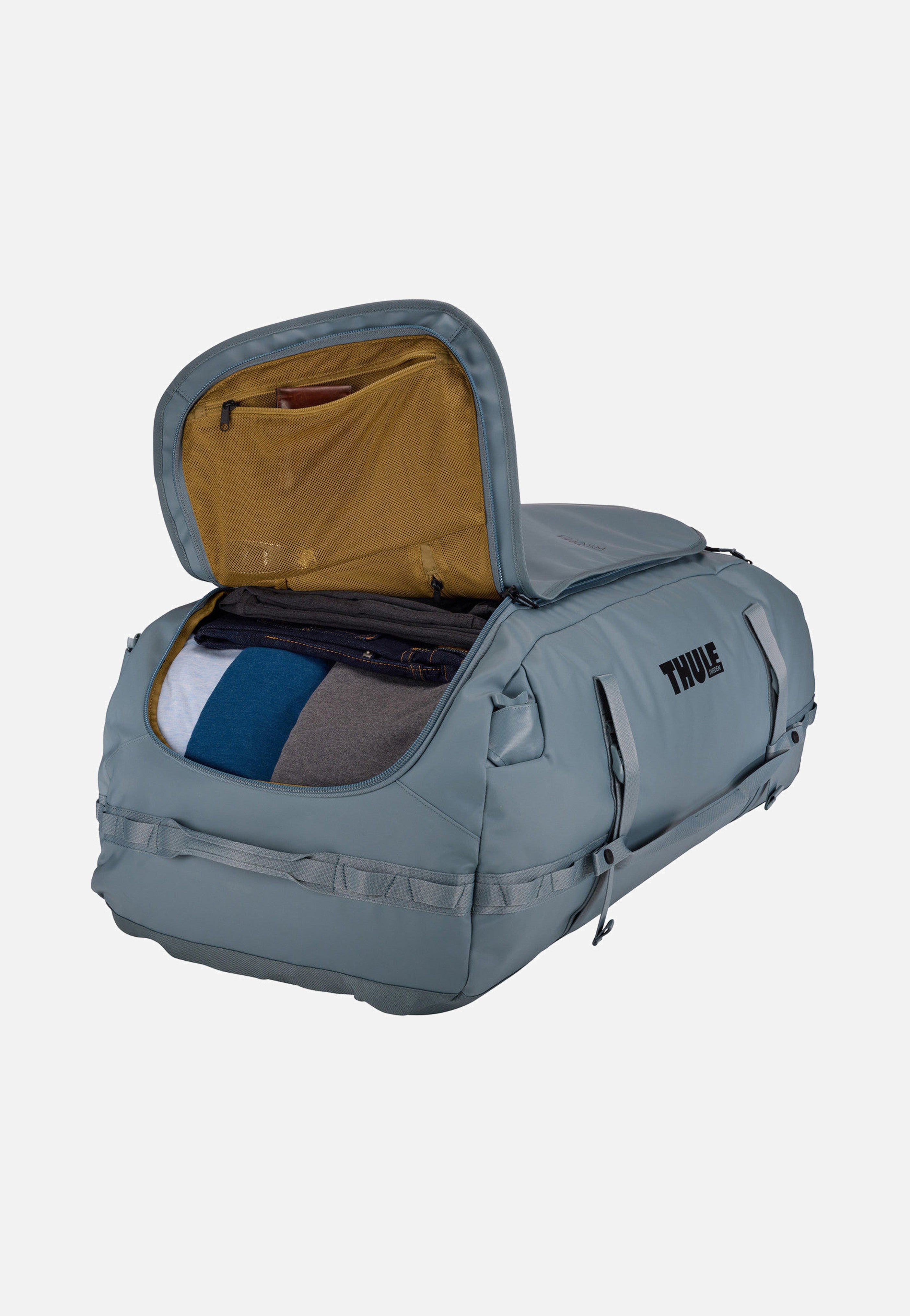 Thule Chasm 130L Pond Gray Dufflebag