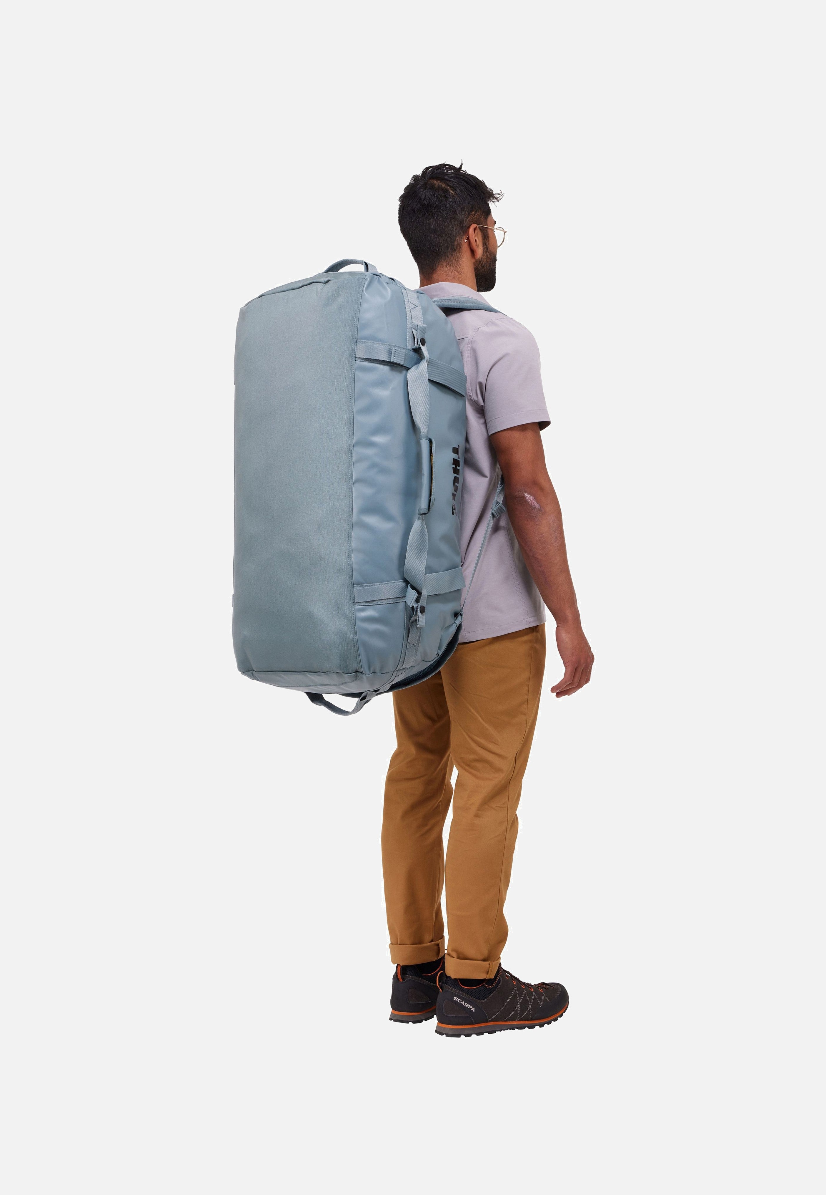 Thule Chasm 90L Pond Gray Dufflebag