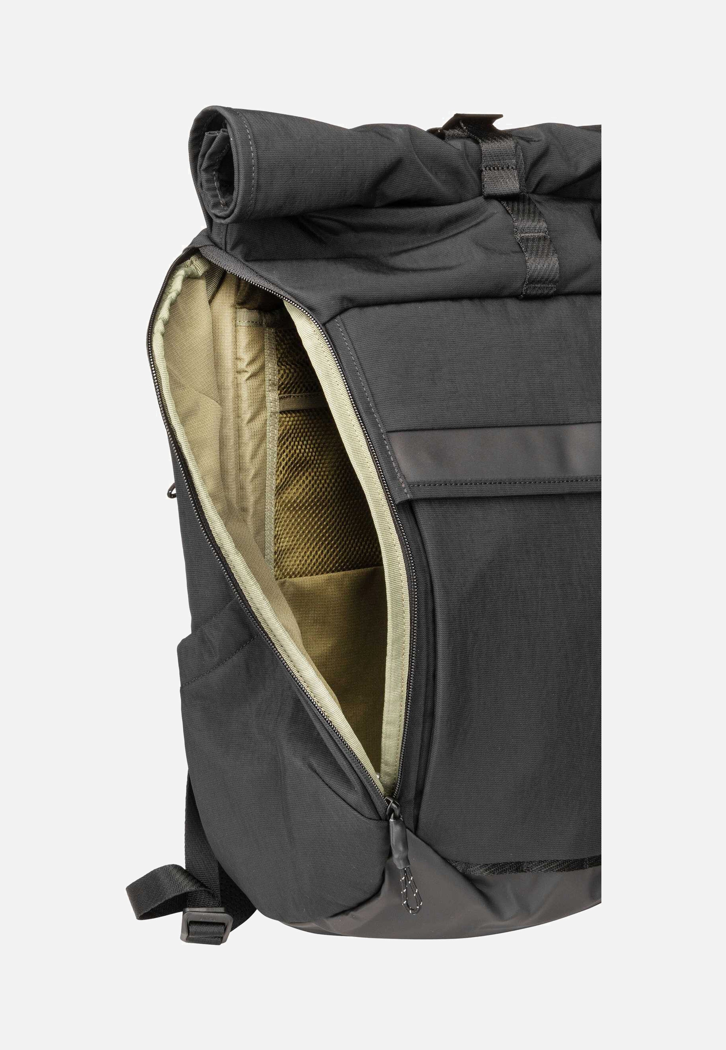 Thule Paramount 3 24L Black Rolltop Rucksack