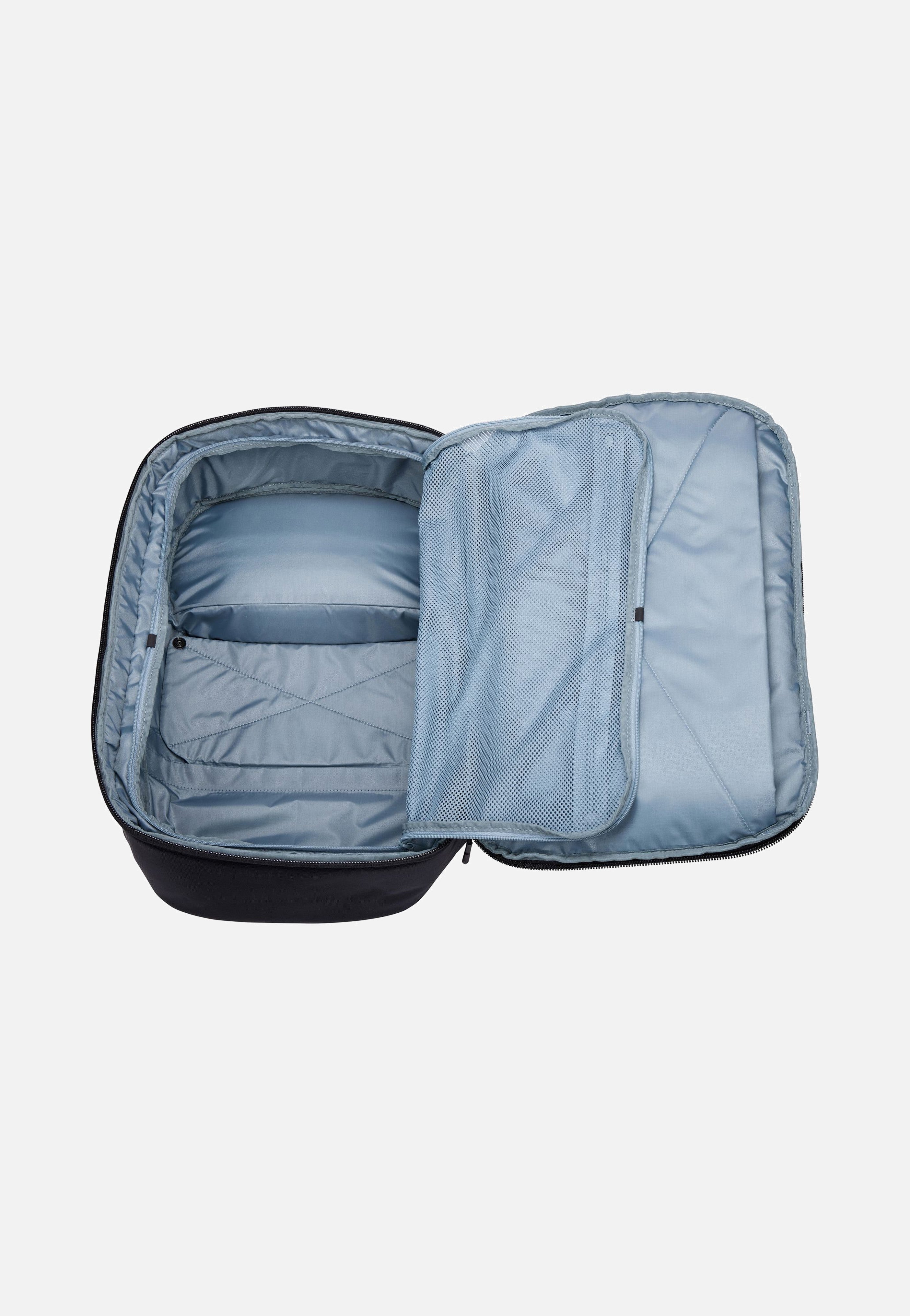 Thule Subterra 2 Convertible Carry-On Black Travel Rucksack