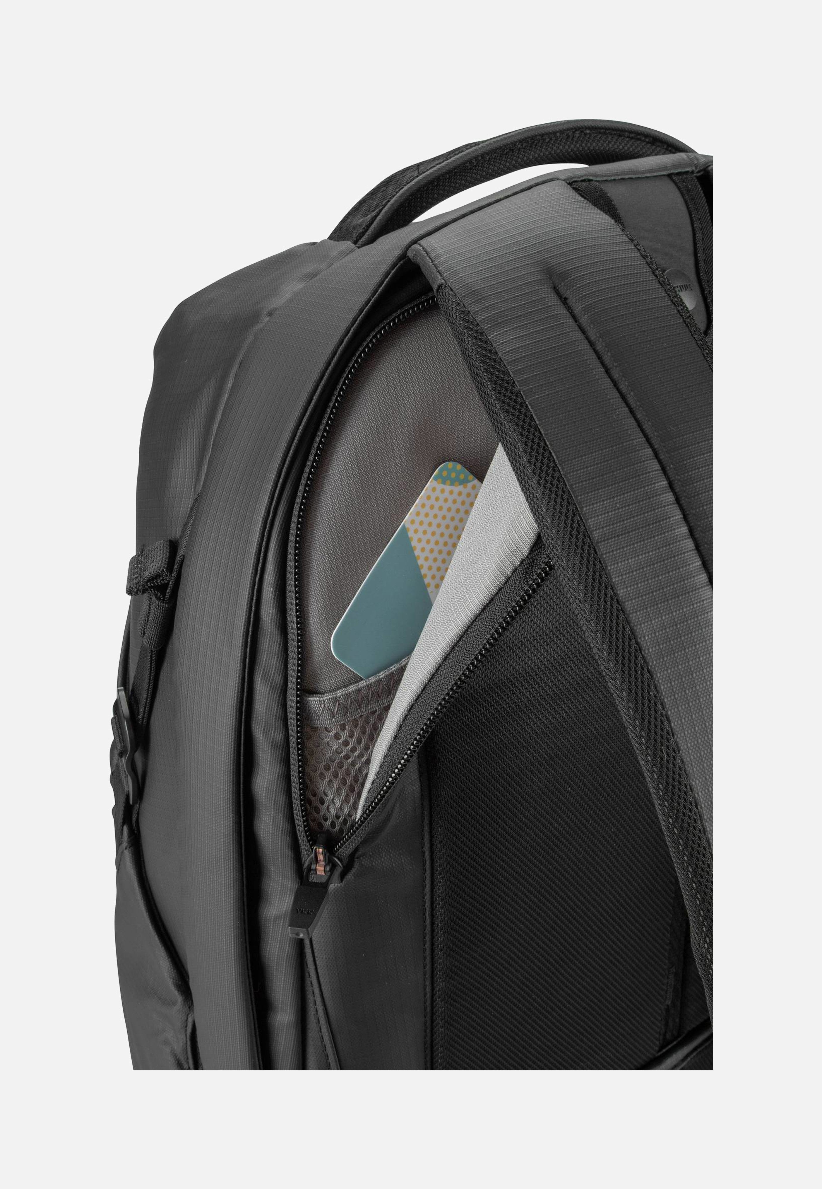 Thule Tact 21L Black Rucksack