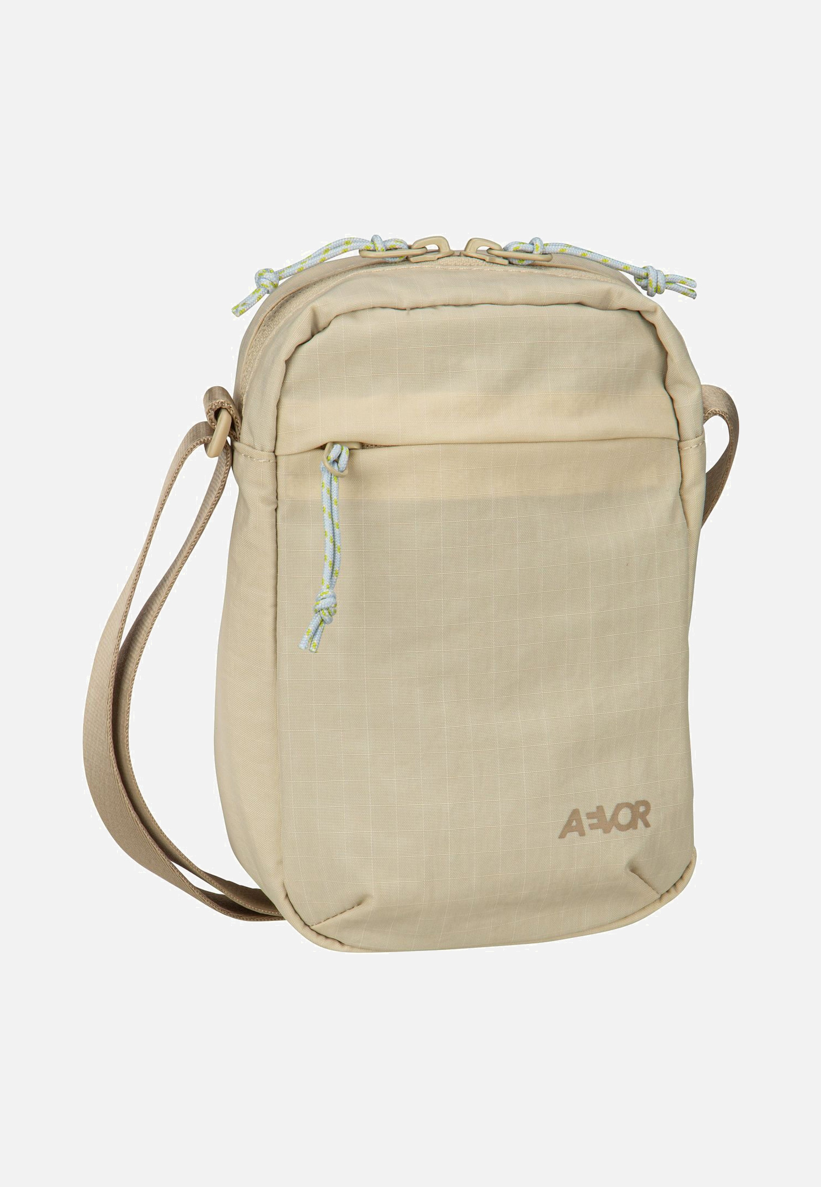AEVOR Easy Ride Pouch Off-White Umhängetasche