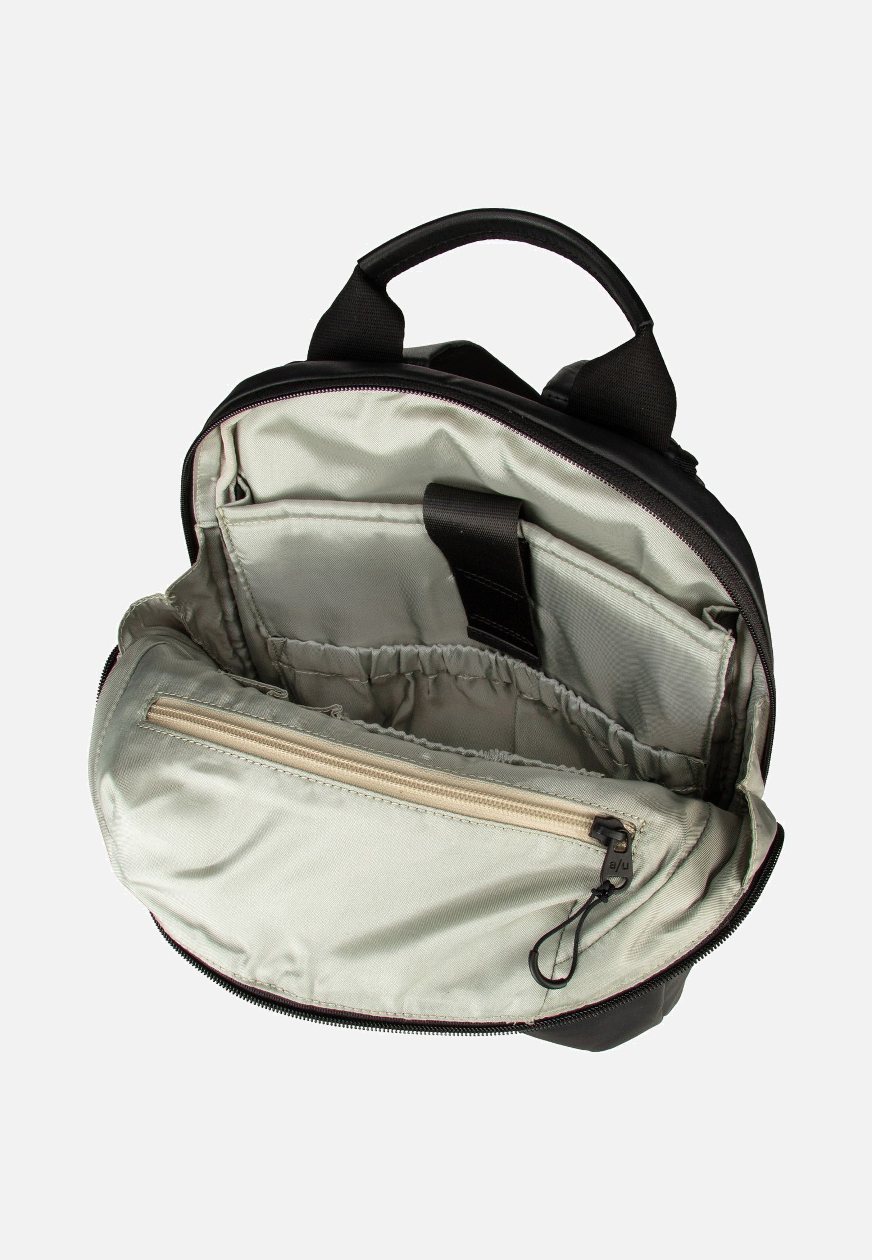 aunts & uncles Kumotsu RE Black Rucksack