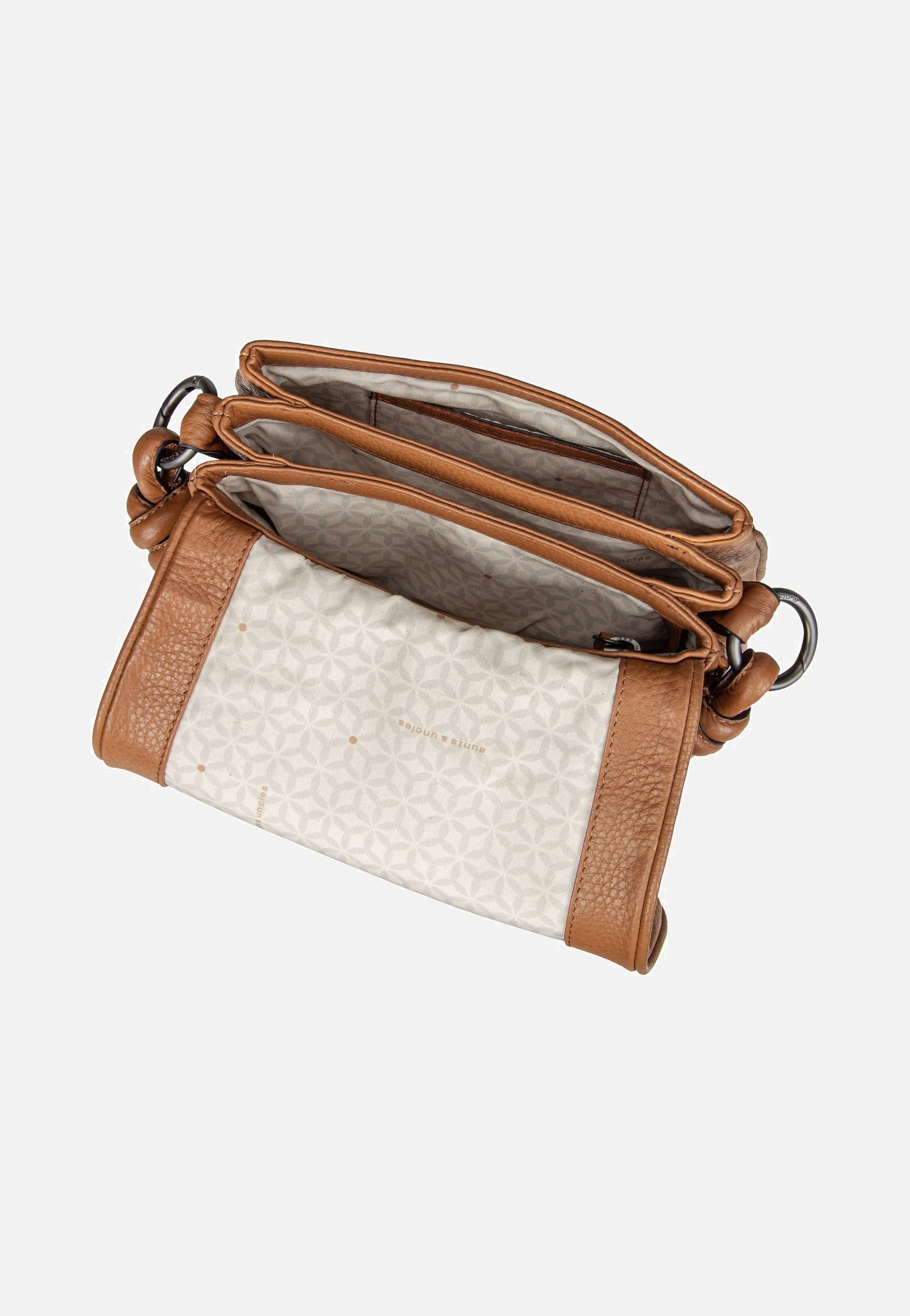aunts & uncles Twinkle Chipmunk Handle Bag