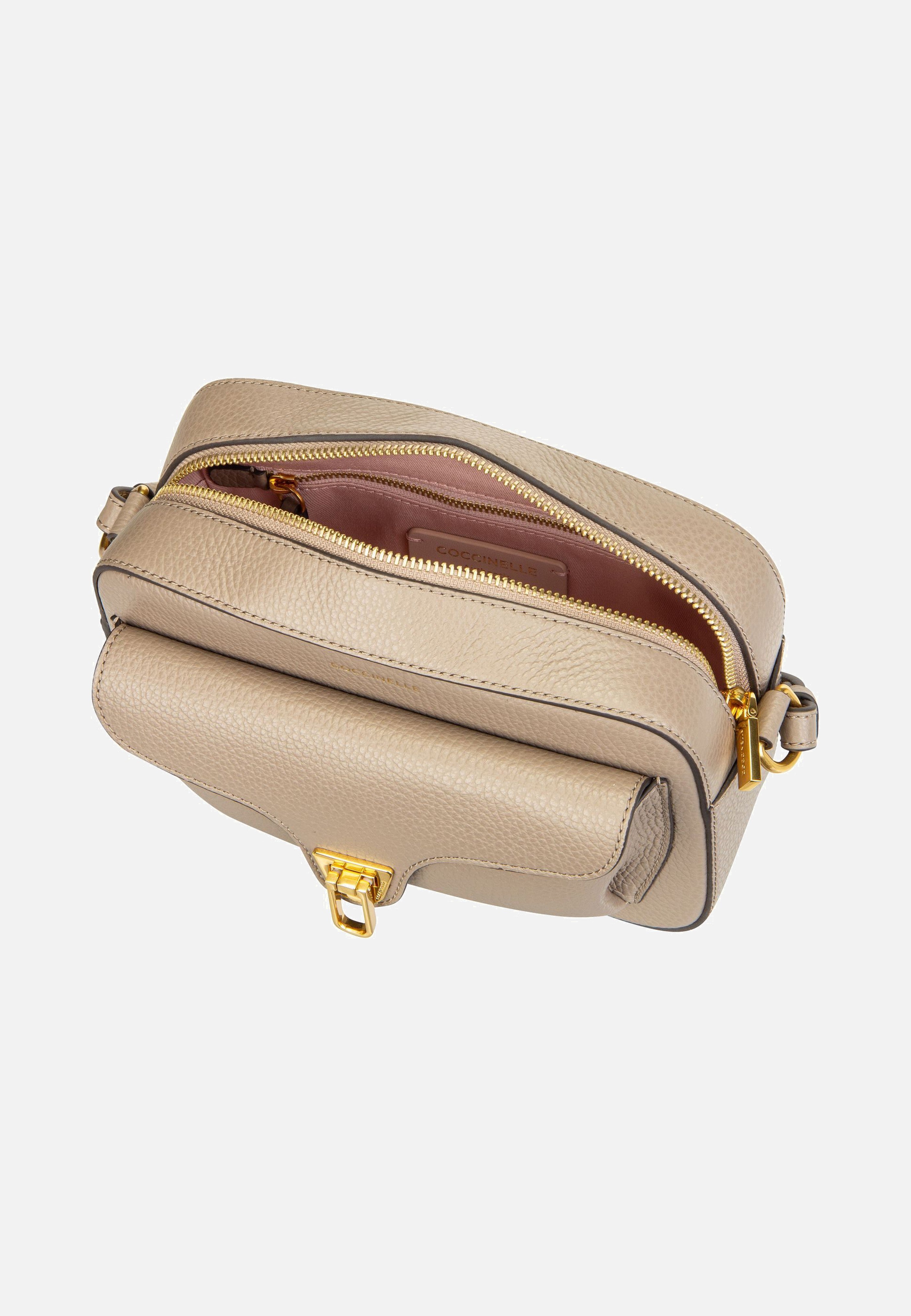 Coccinelle Coccinelle Beat Soft 1502 Warm Taupe Umhängetasche
