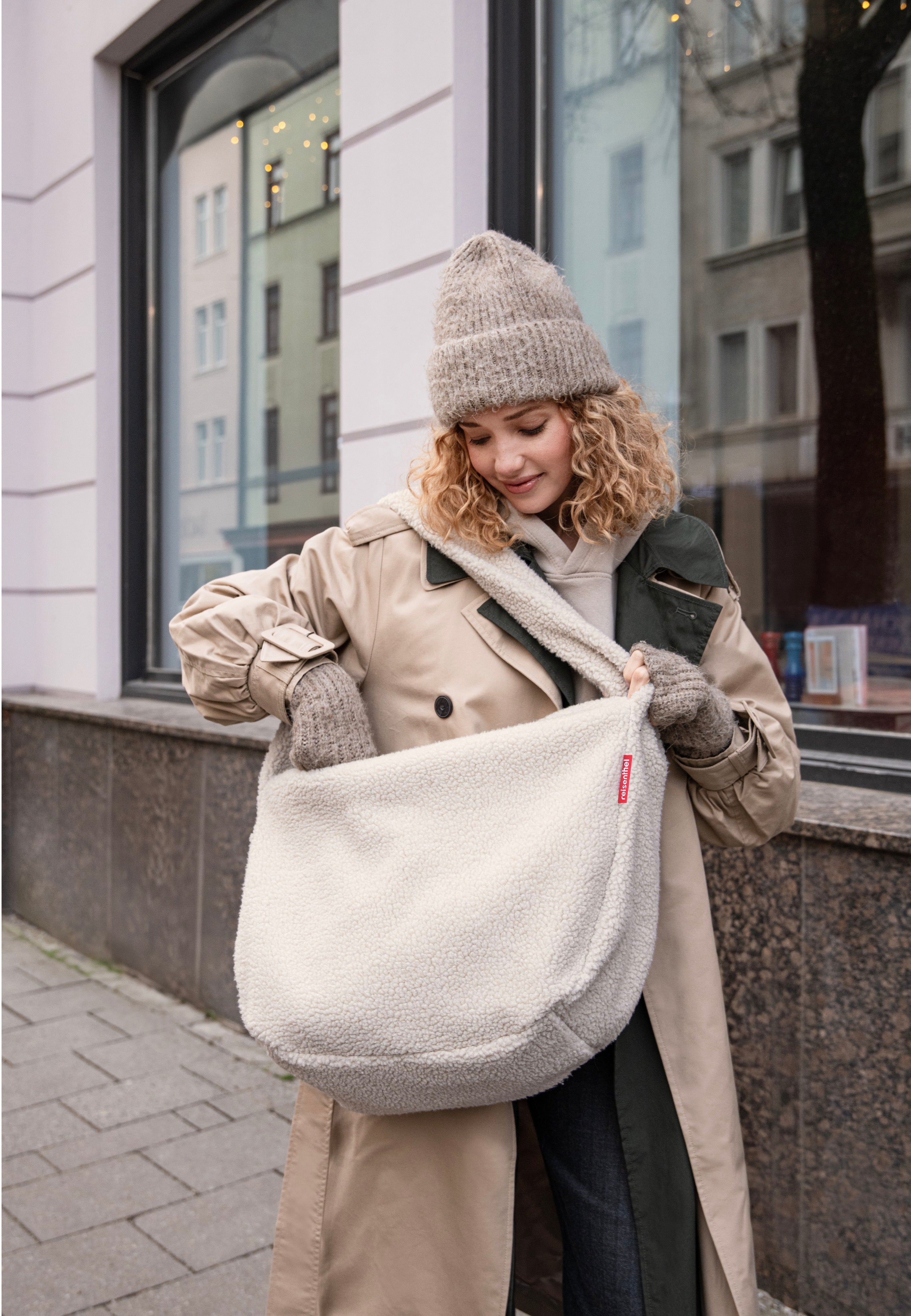 reisenthel Moonbag Teddy Sand Hobo Bag