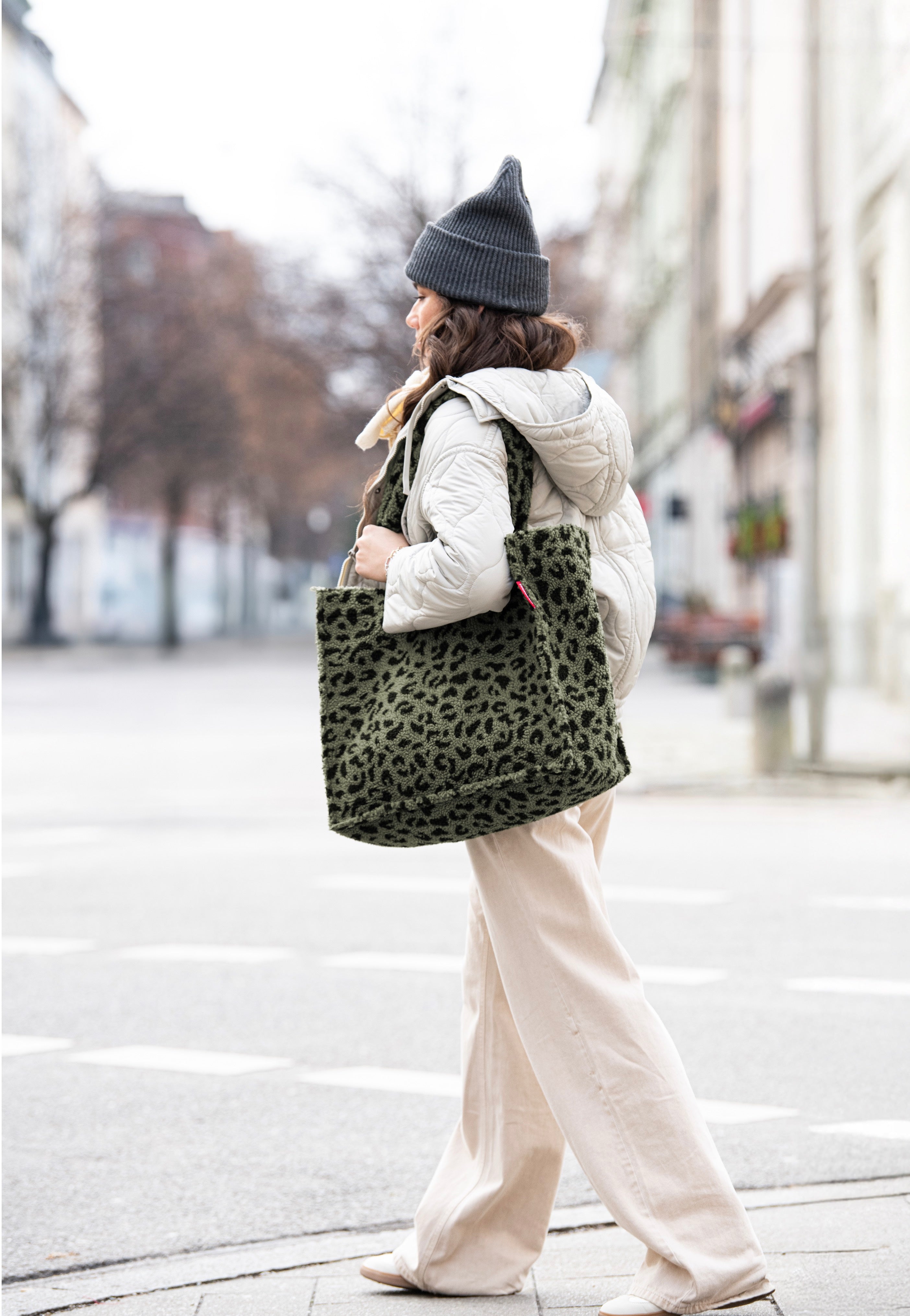 reisenthel Softshopper Teddy Leo Olive Shopper