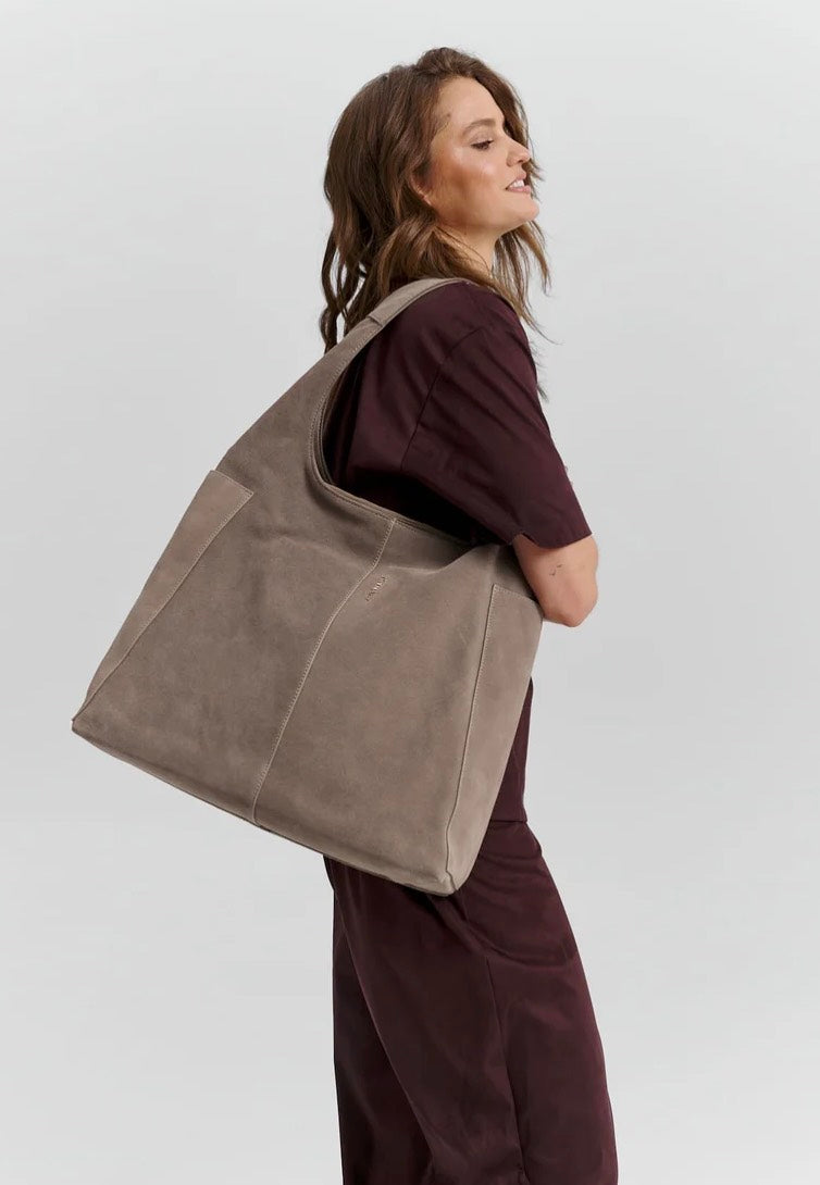 Hey Marly Alltime Lover Suede L Mocha Hobo Bag