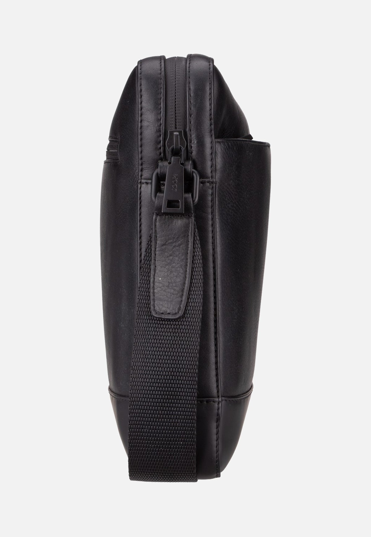 Joop Manciano Remus XSVZ Black Schultertasche