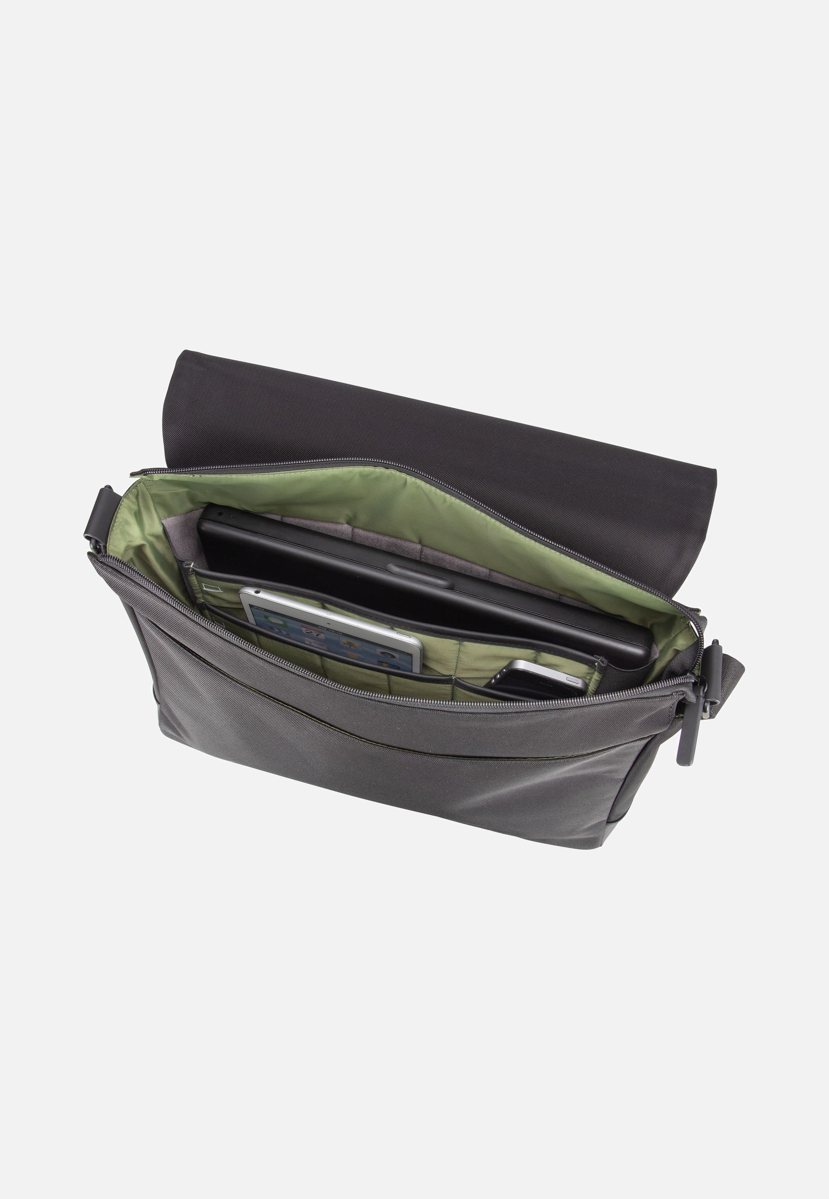 Jost Tallinn Flap L Black Messenger Bag
