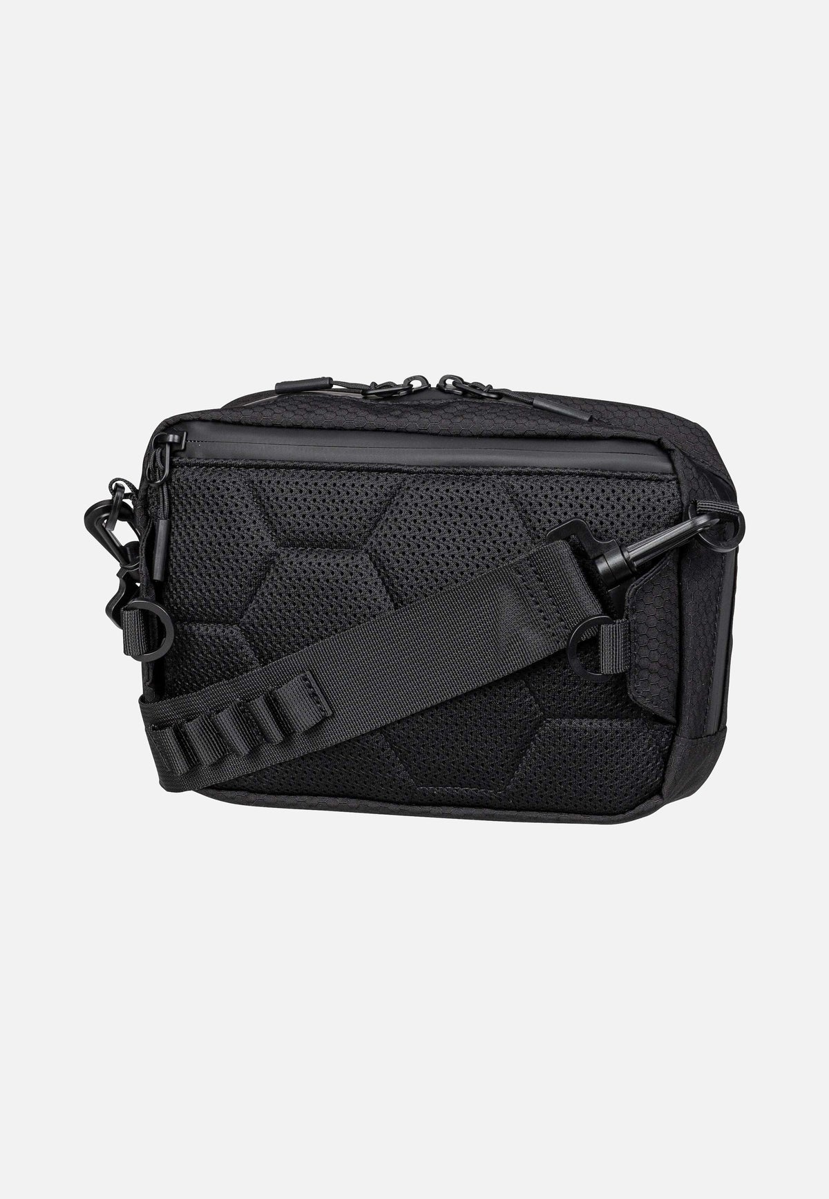 Kapten & Son Banff Chestbag All Black Crossbody Bag