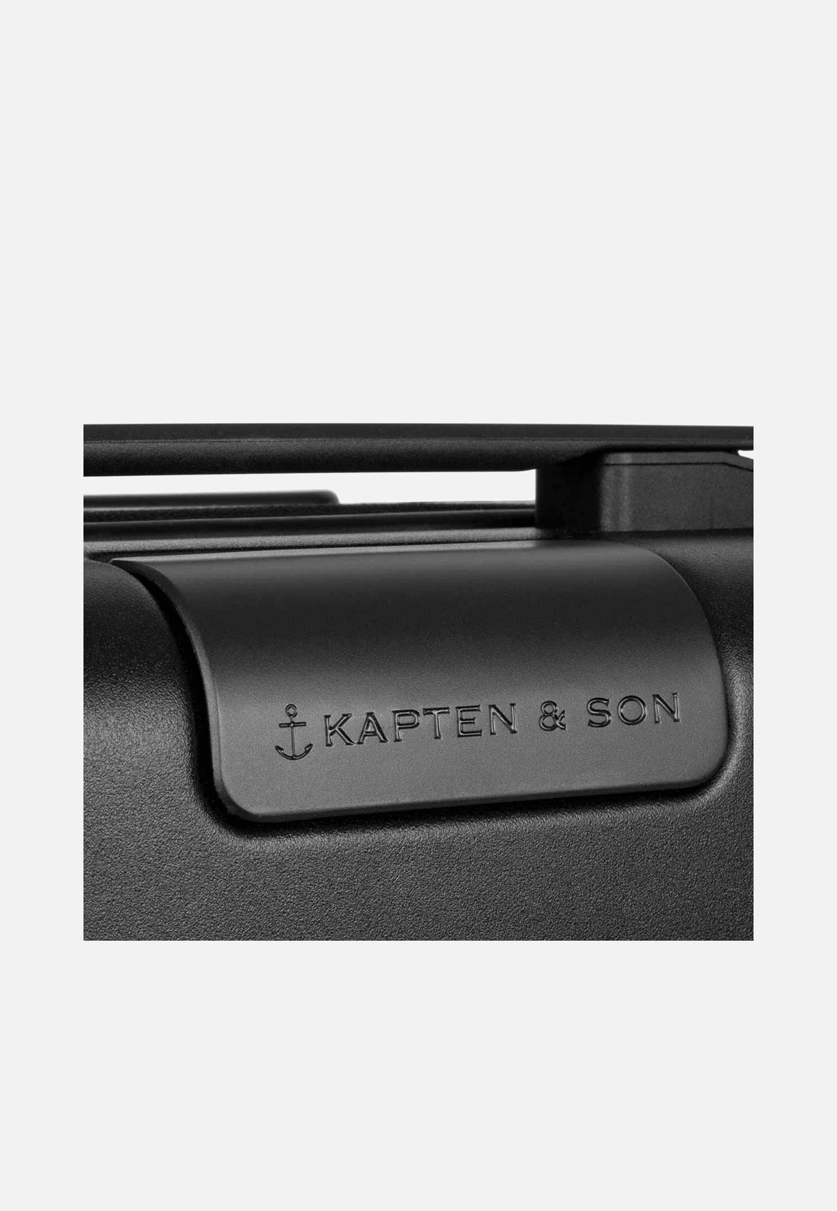 Kapten & Son Heathrow Cabin All Black Koffer