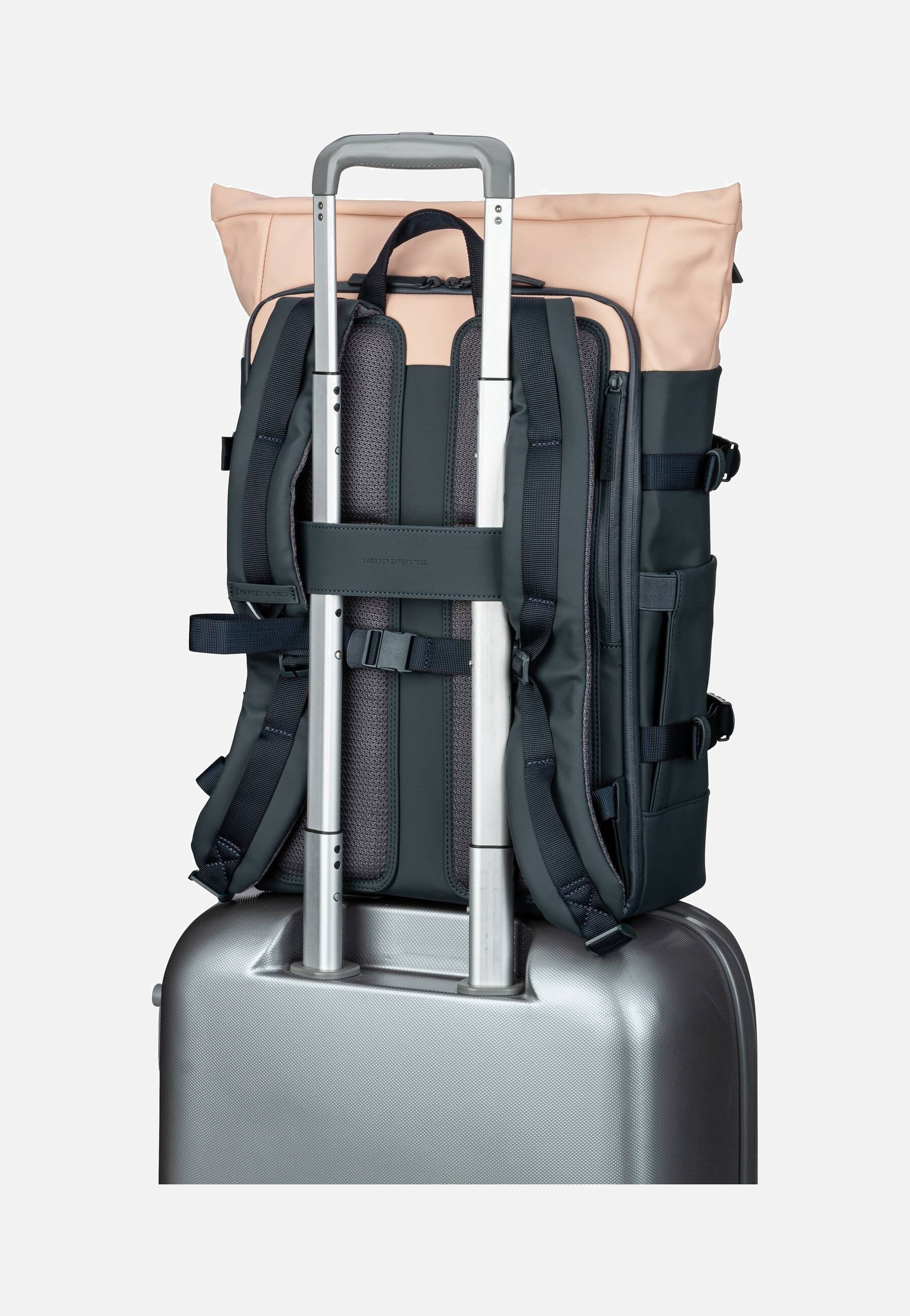 Kapten & Son Helsinki Pro Navy Blush Rucksack
