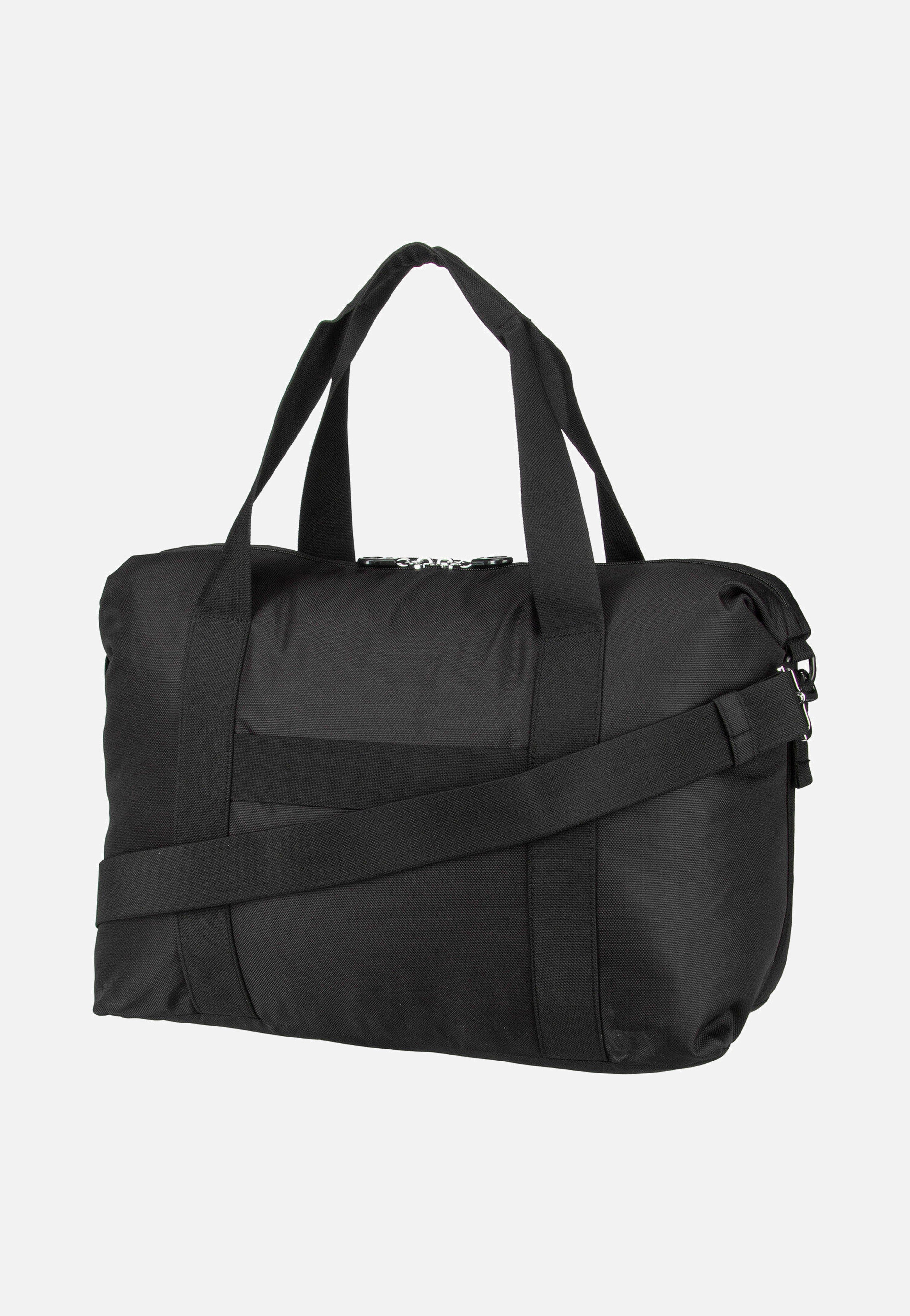 Mandarina Duck MD20 Duffle QMT11 Black Dufflebag