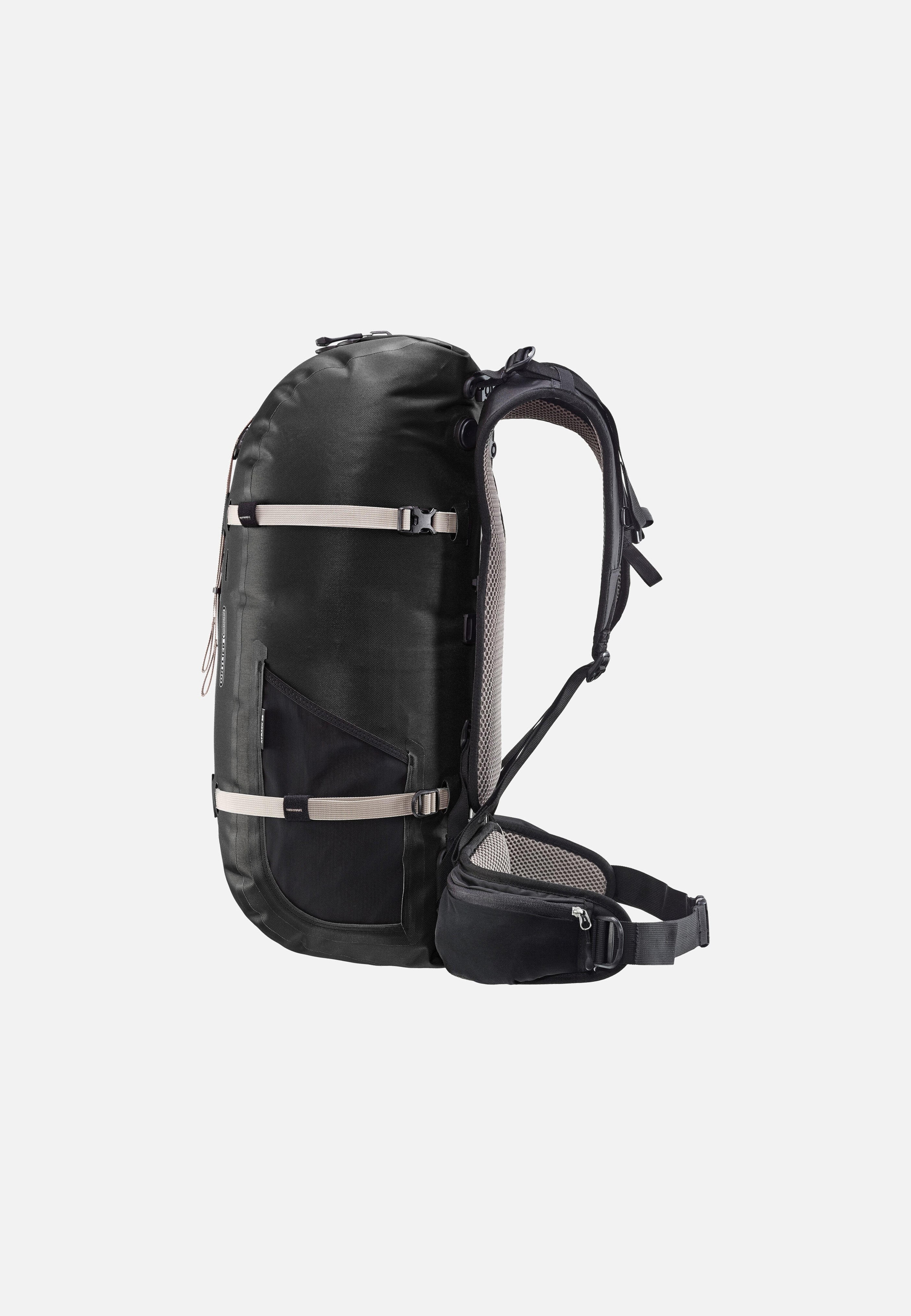 ORTLIEB Atrack 35L Schwarz Travel Rucksack