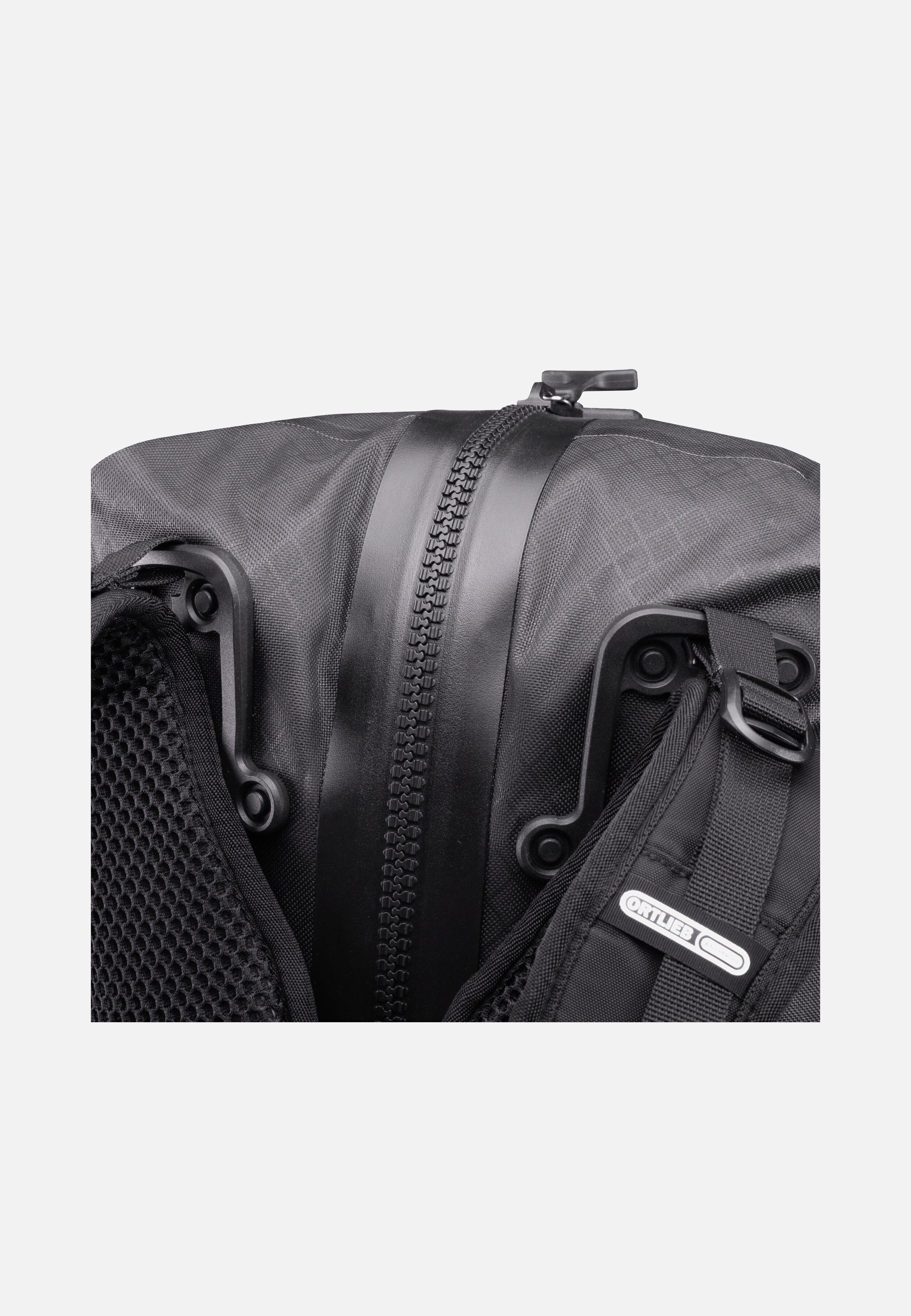 ORTLIEB Atrack Metrosphere 34 Black Embossed Travel Rucksack