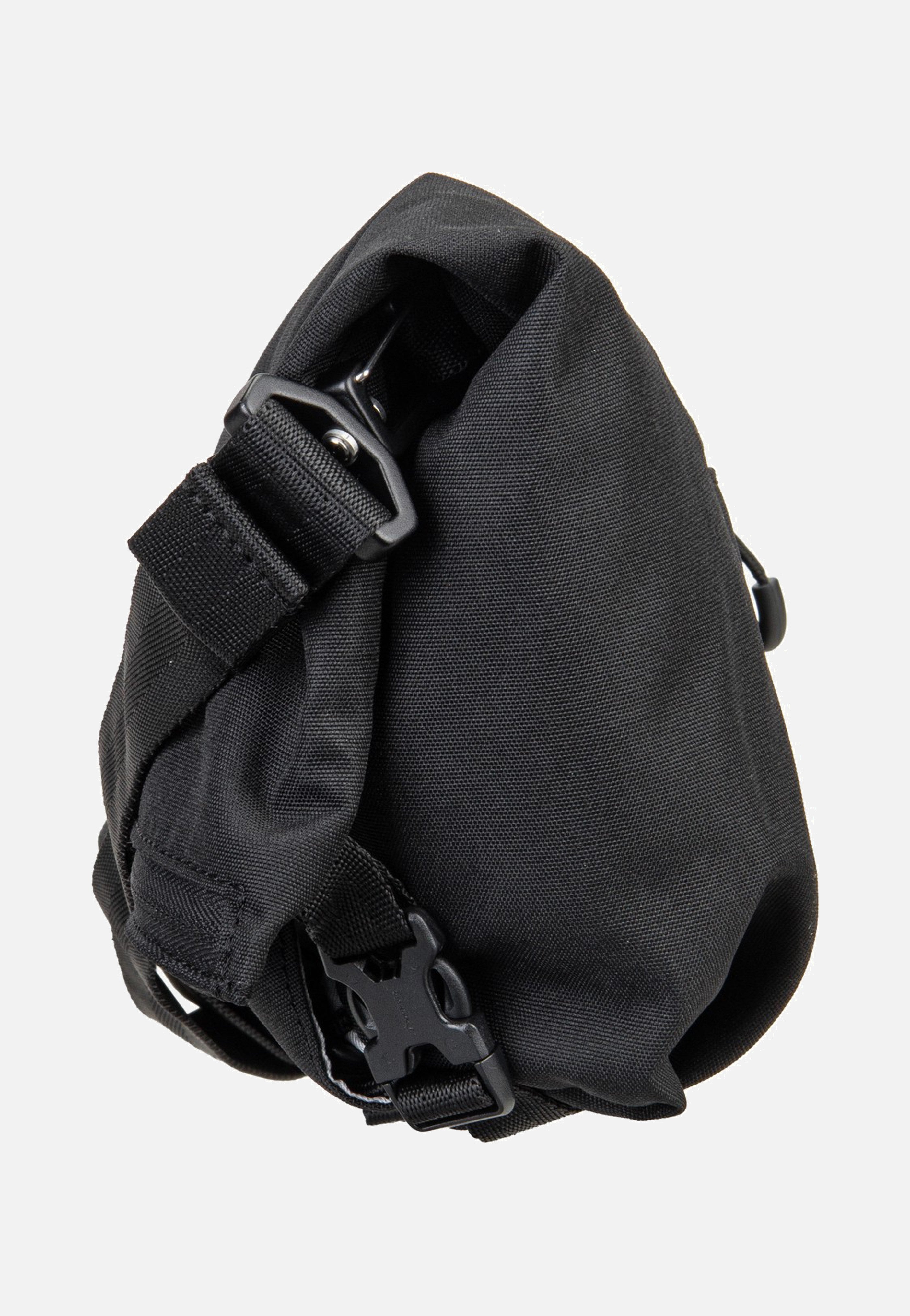 pinqponq Aksel Core Woven Rooted Black Crossbody Bag