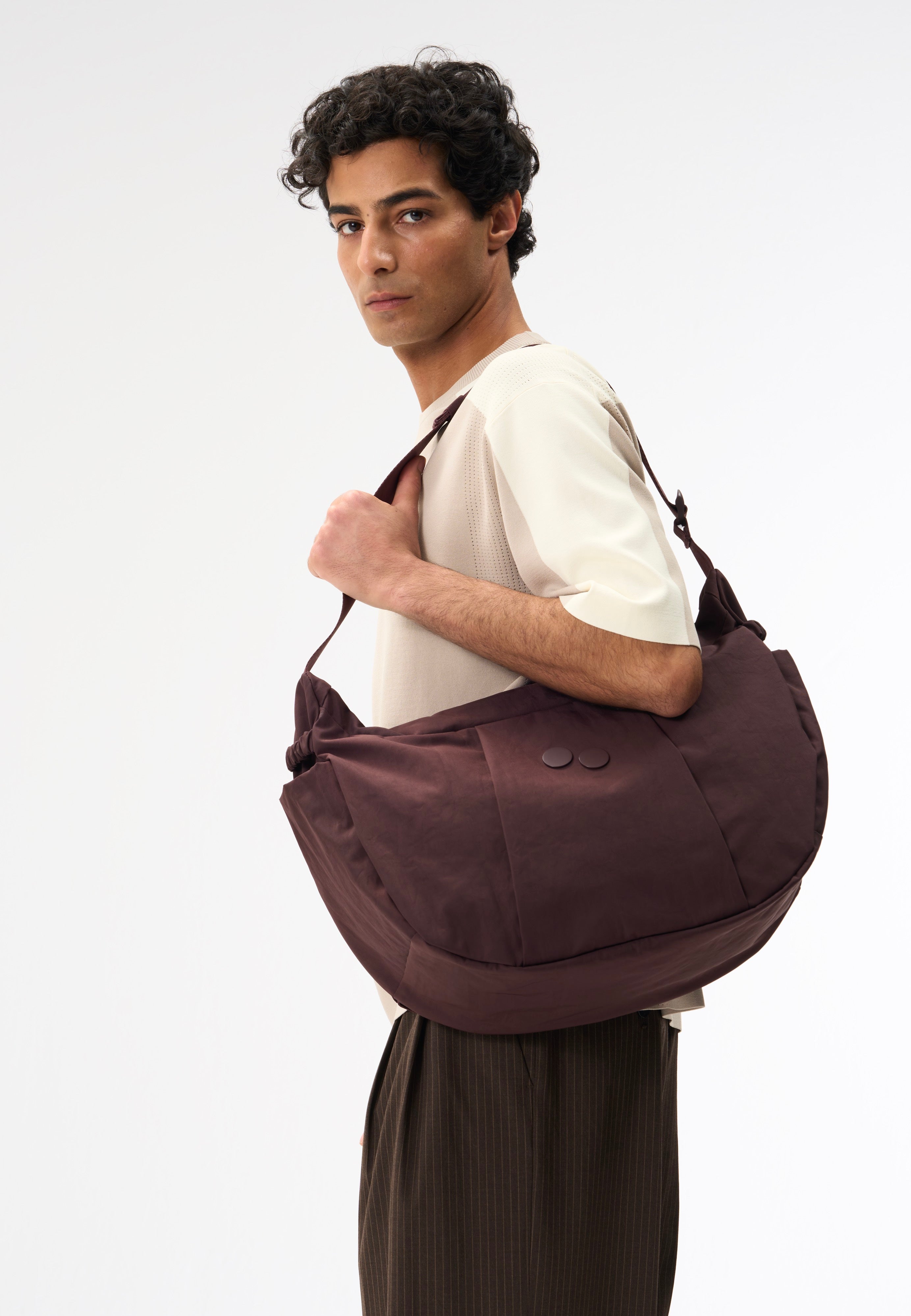 pinqponq Krumm Large Crinkle Mahagoni Hobo Bag