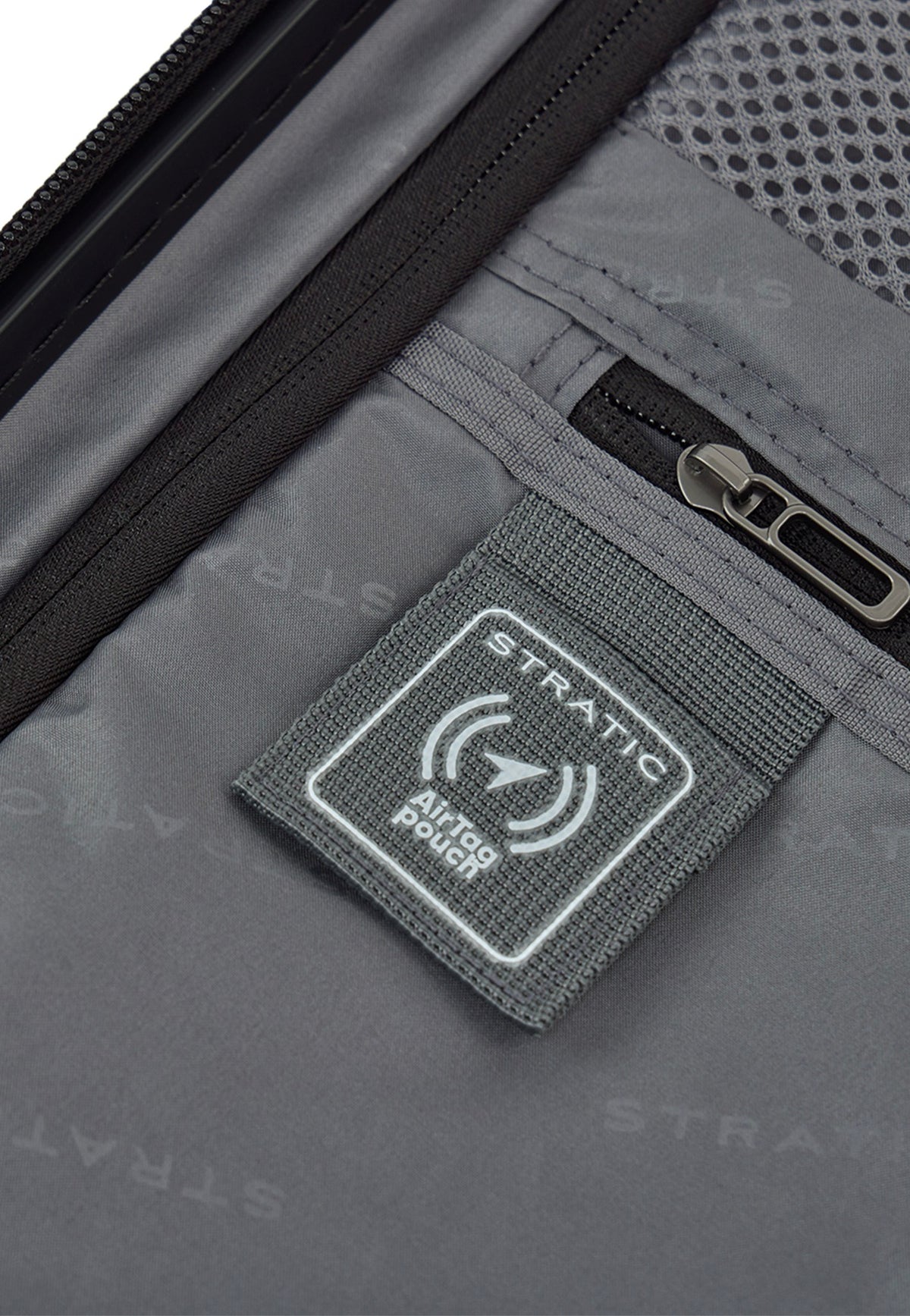 Stratic Phoenix ML Trolley M Black Suitcase