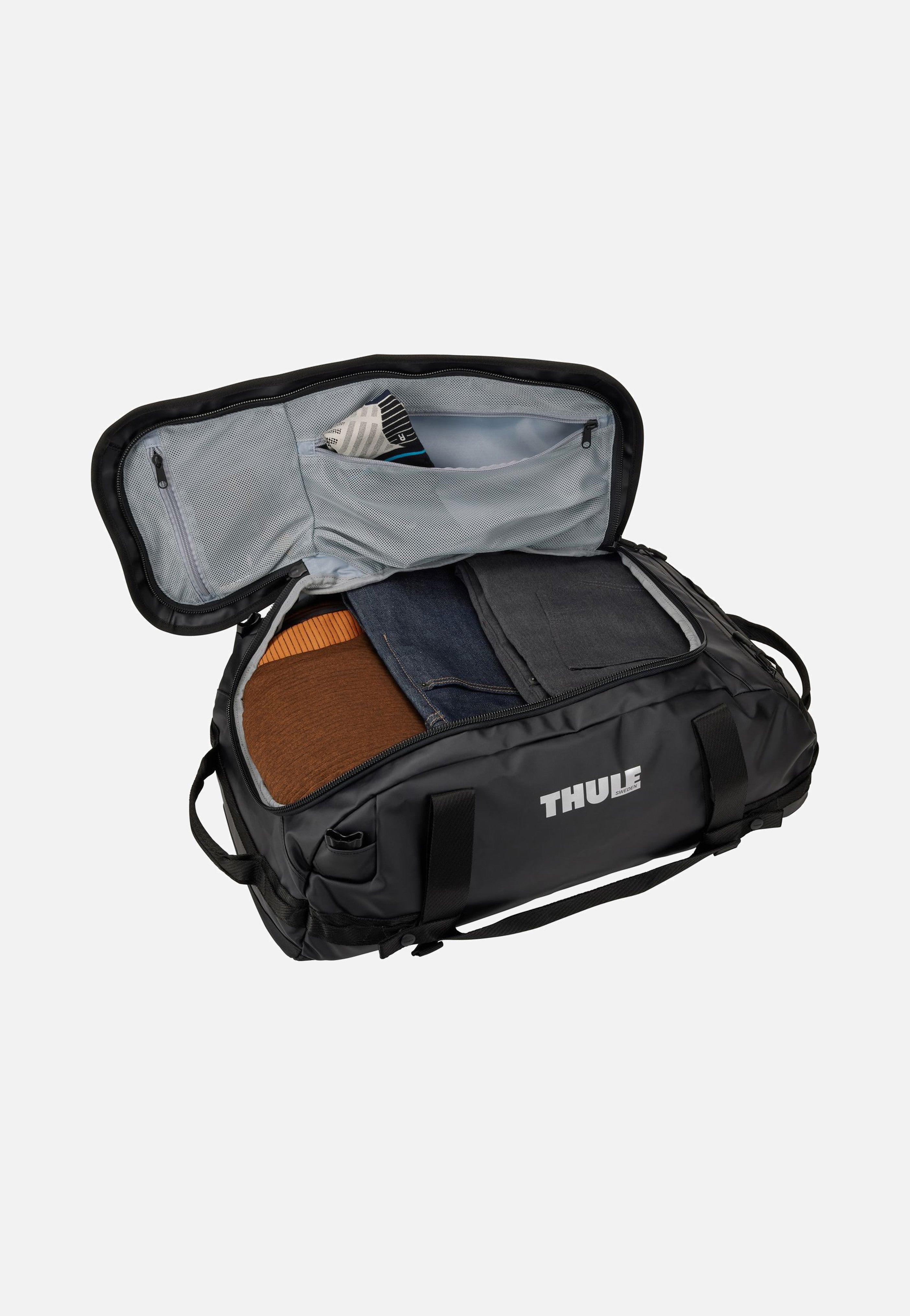 Thule Chasm 40L Black Dufflebag