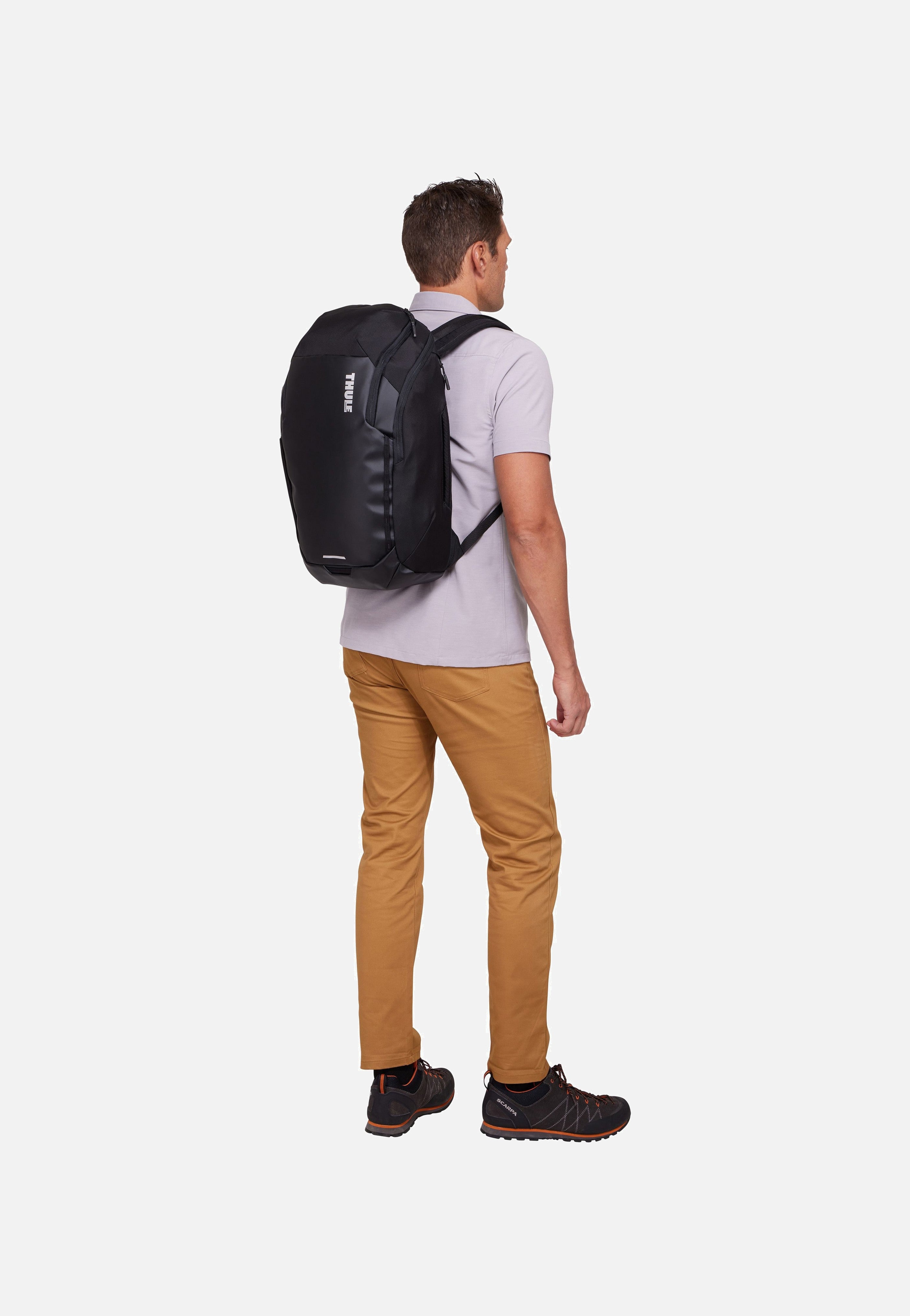 Thule Chasm Laptop 26L Black Rucksack