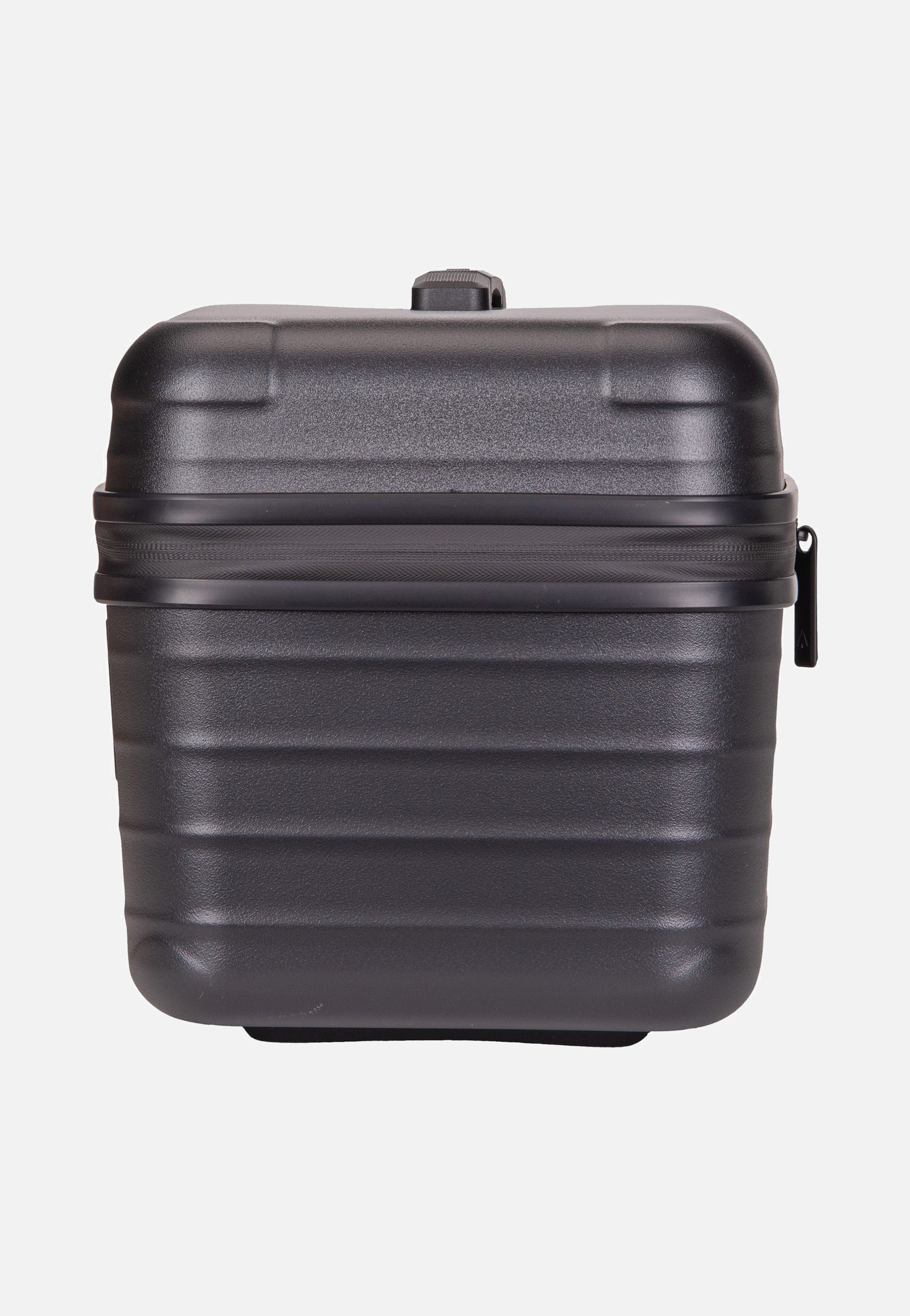 Titan UPGRADE Beautycase Nightshade Black Cosmetic Case