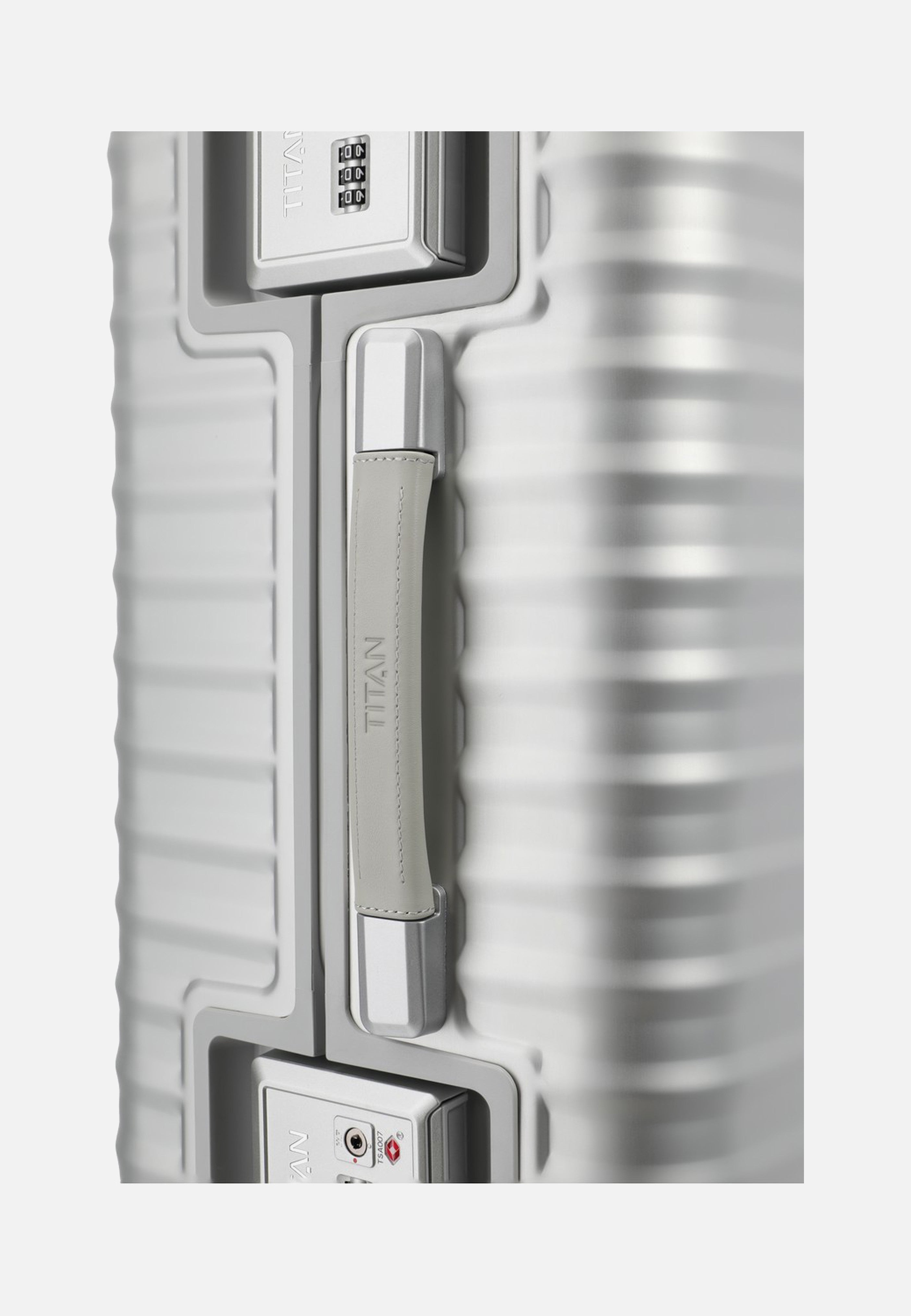 Titan ETERNITY 4w Trolley L Silver Koffer