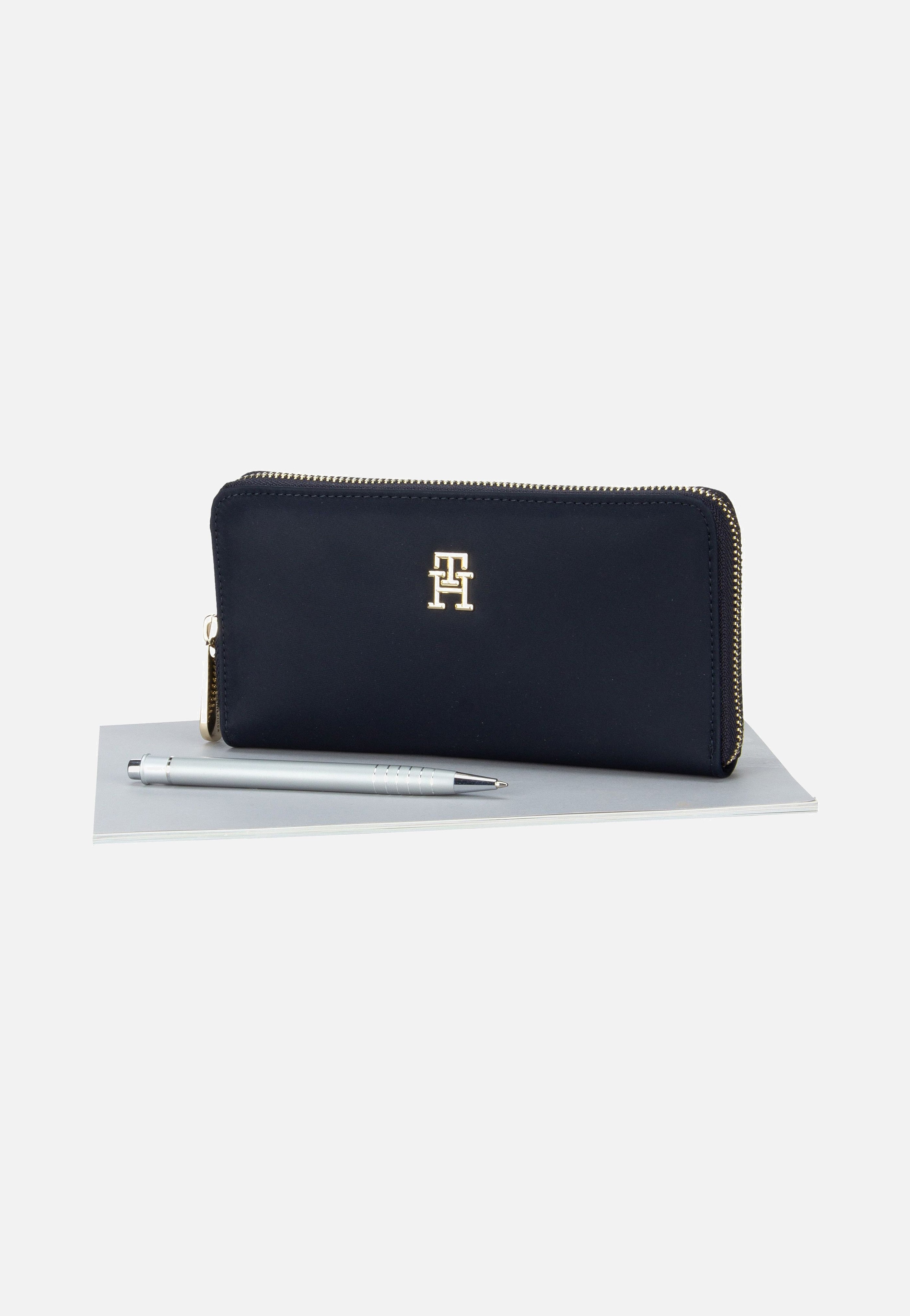 Tommy Hilfiger TH Emblem Large ZA Space Blue Portemonnaie